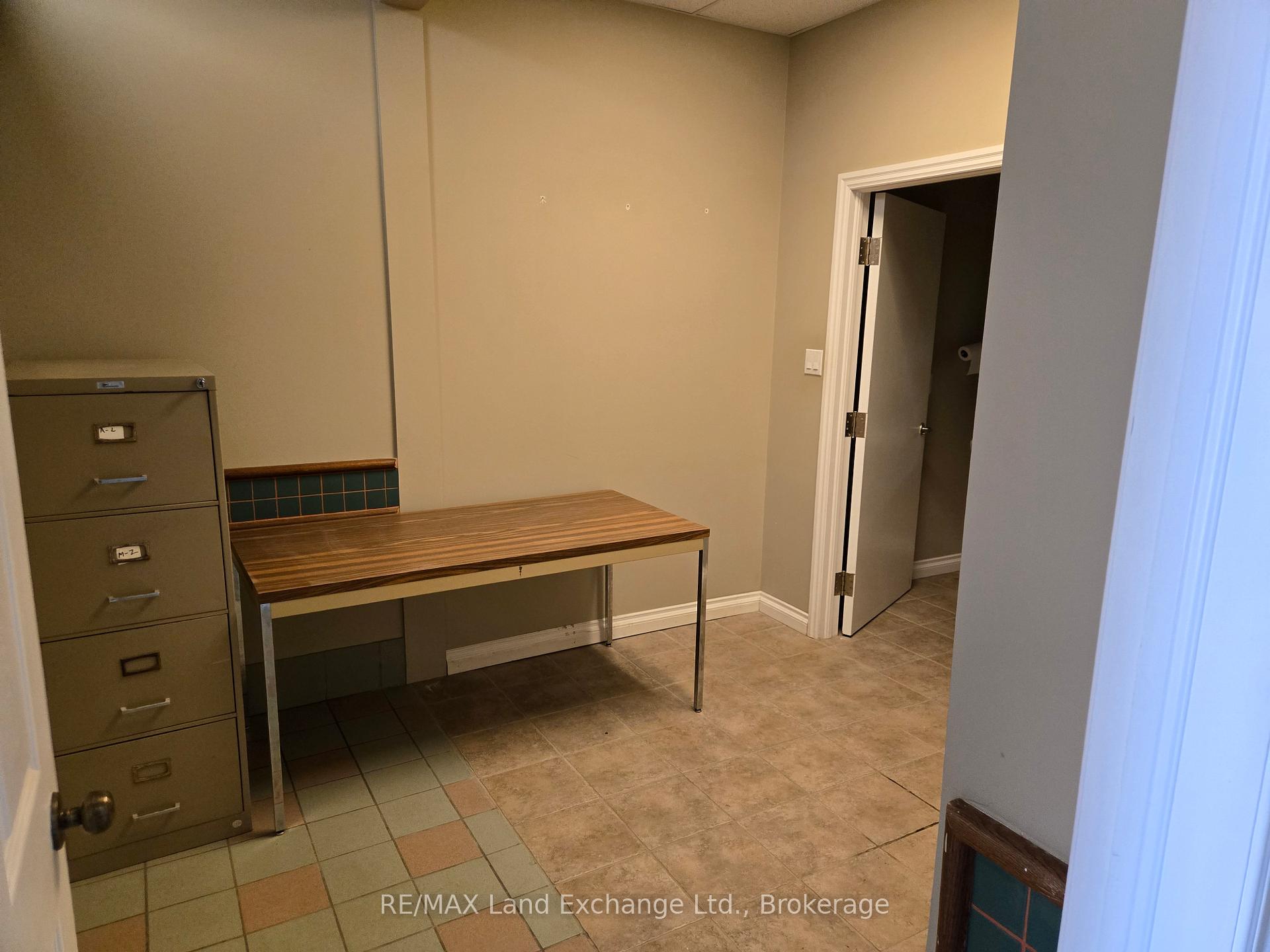383 Kincardine Avenue W, Kincardine — photo 5 of 5