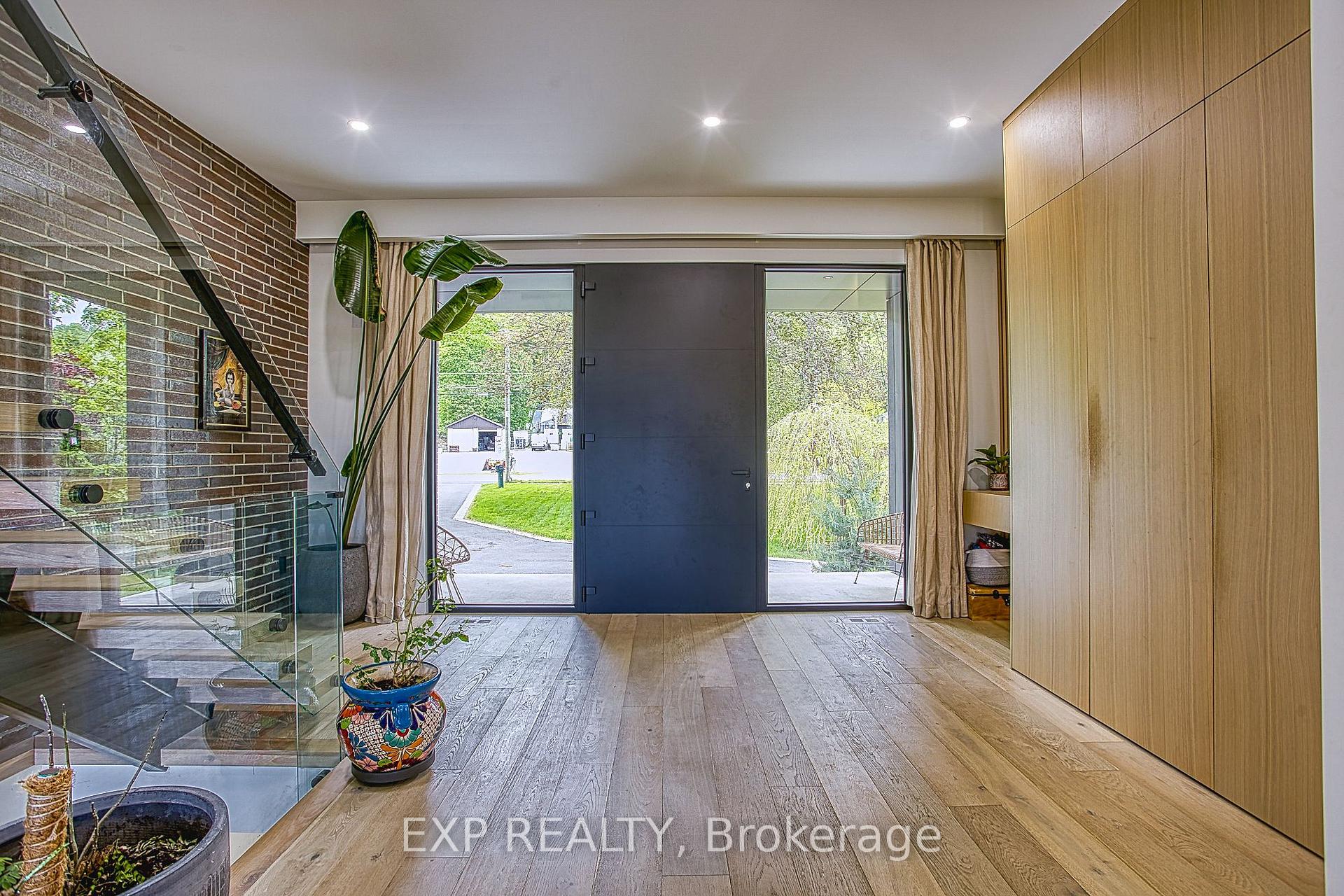 352 Main Street W, Grimsby — photo 5 of 5