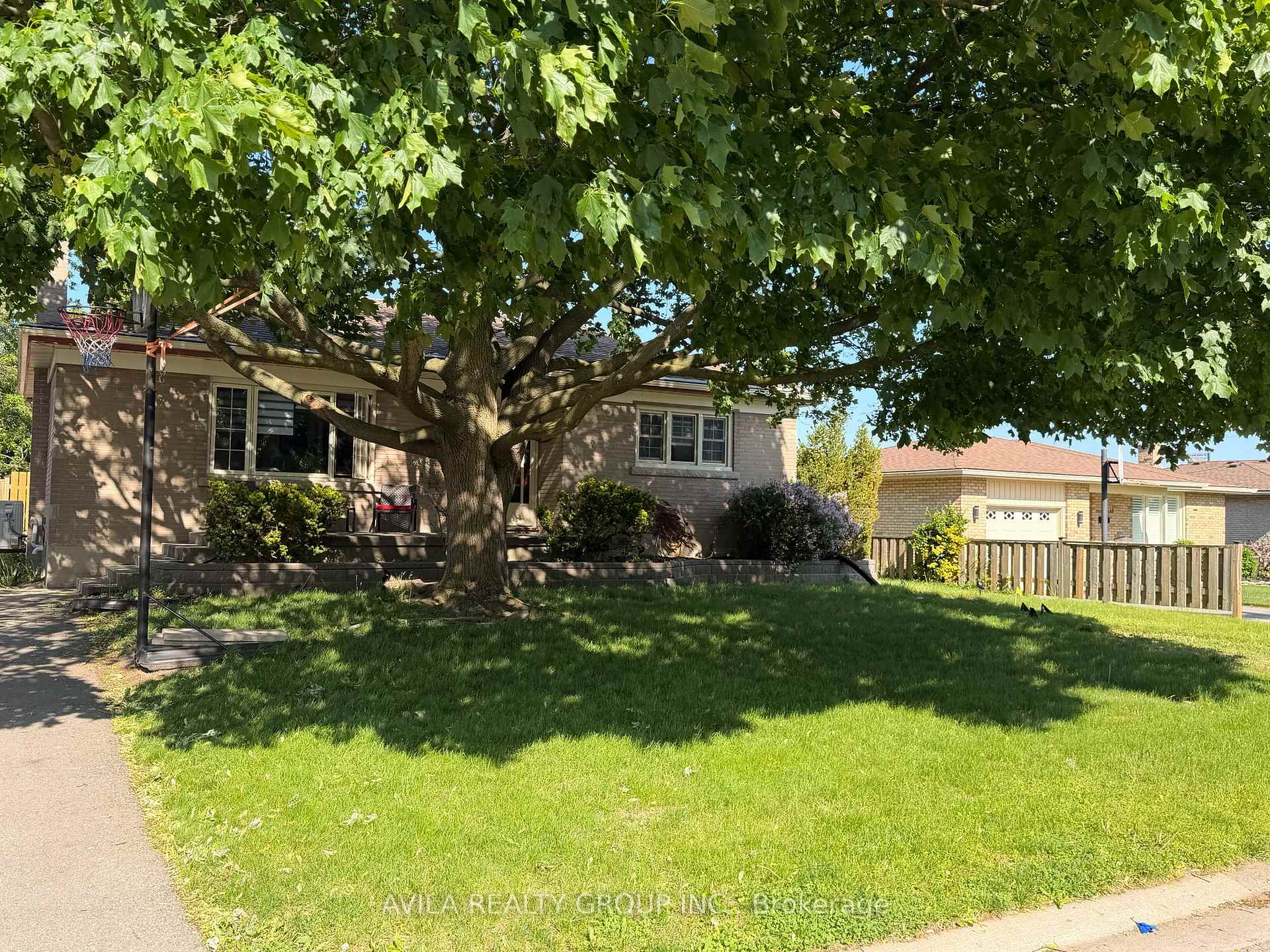 20 Horner Street, Brantford, ON N3R 2C4 — Brantford, Ontario