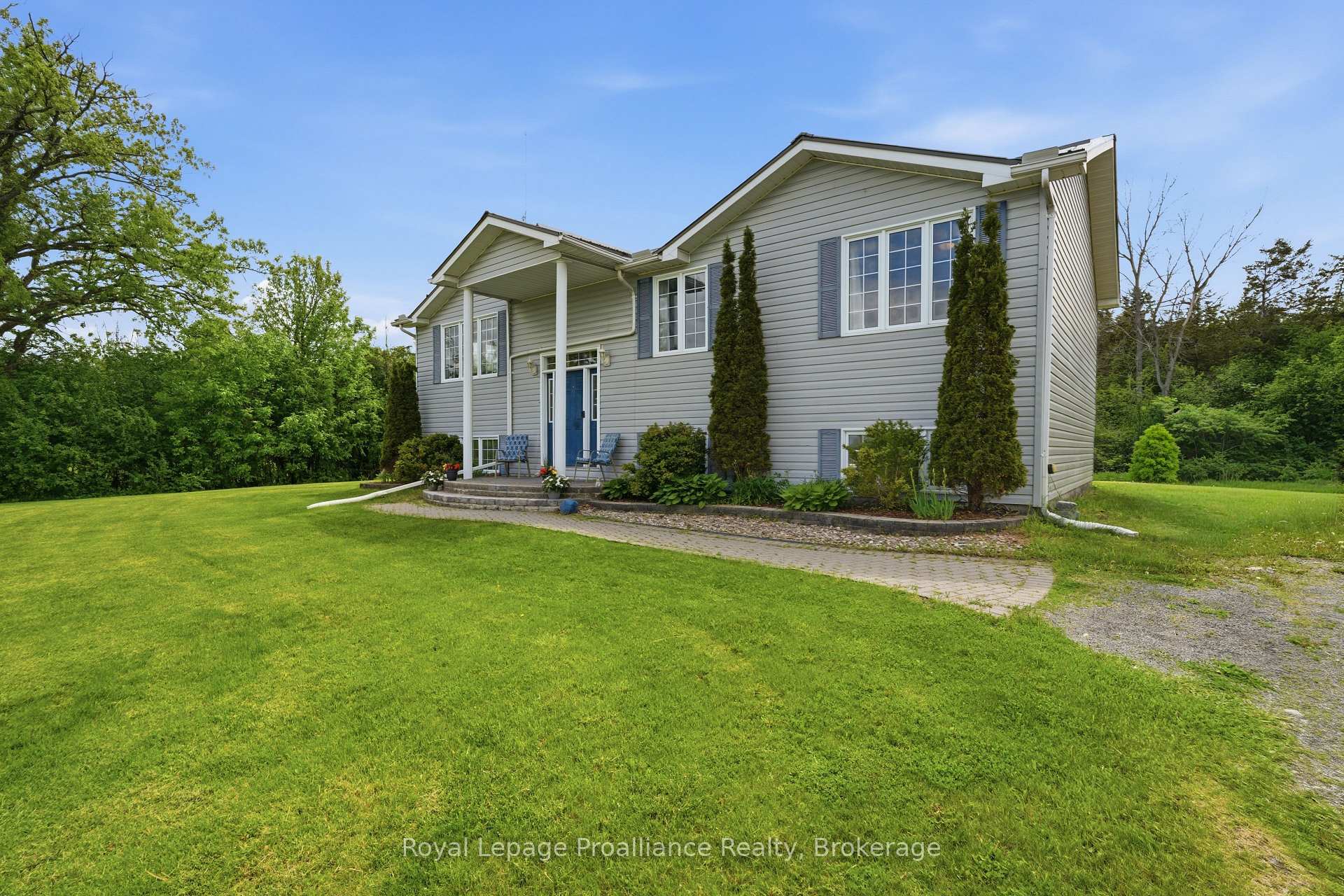 727 Mitchell Road, Belleville, ON K8N 4Z6 — Belleville, Ontario