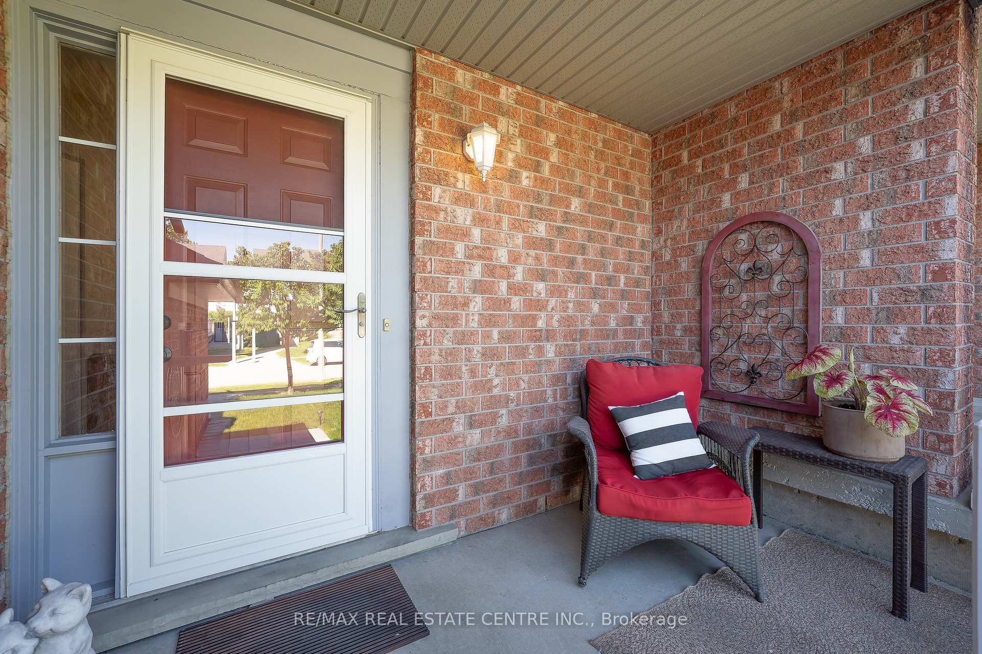 49 Elma Place, Cambridge — photo 5 of 5