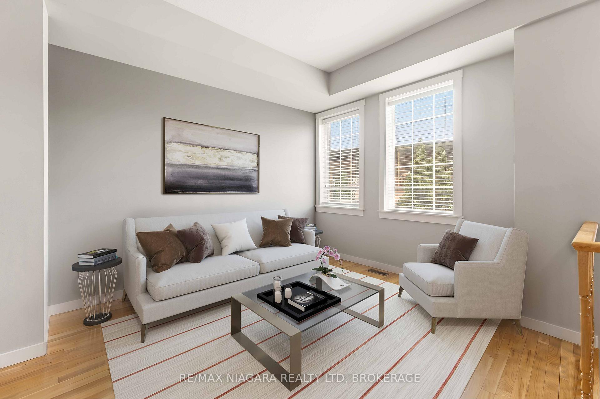 49 Ontario Street 2, Grimsby — photo 5 of 5