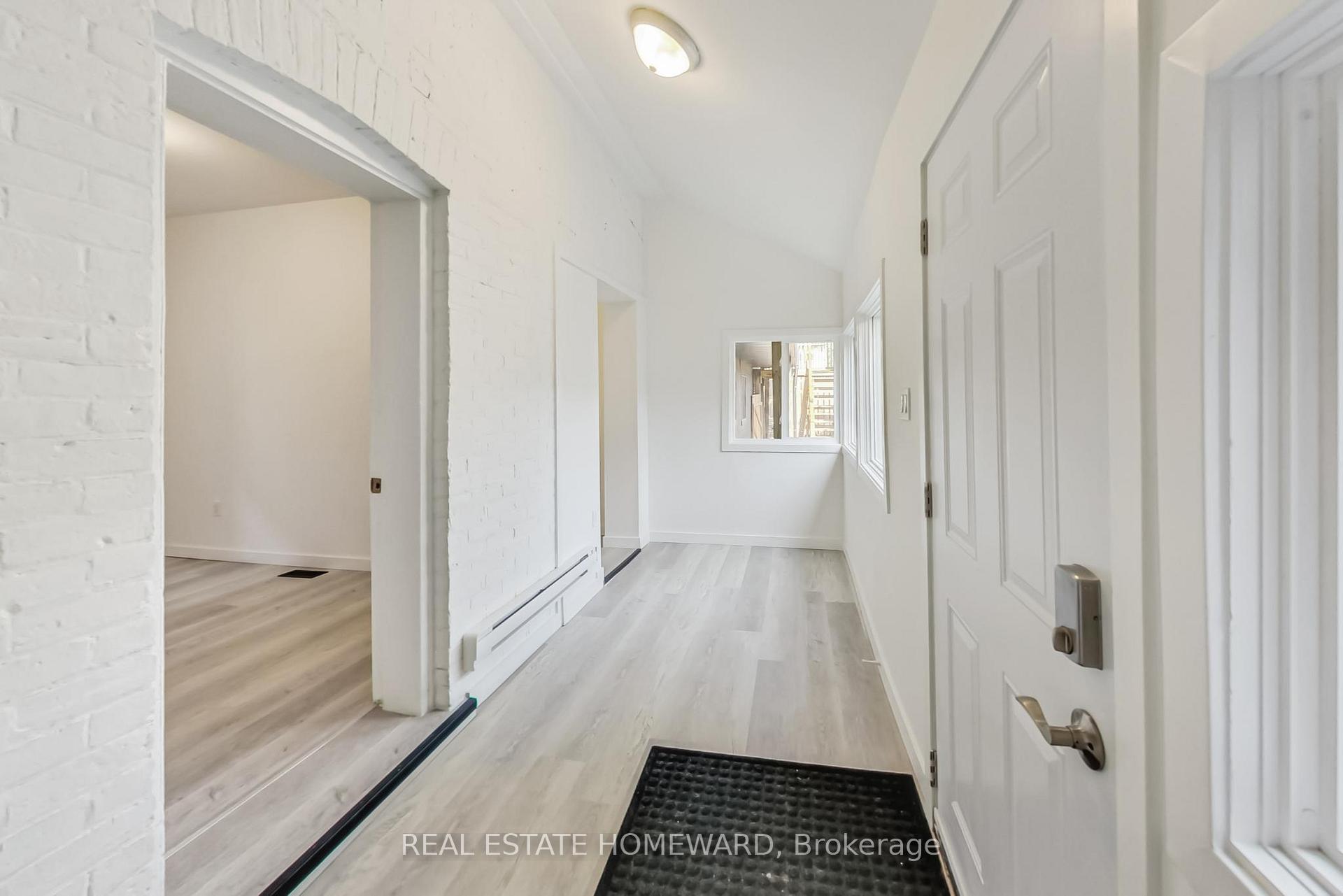 91 Water Street S, Cambridge — photo 3 of 5
