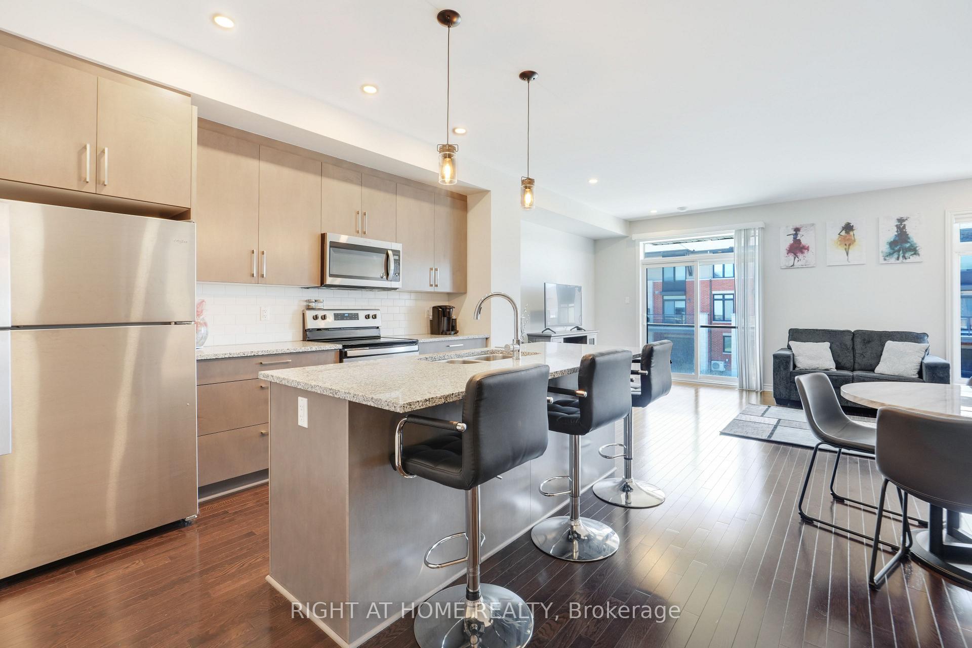 554 Labrador Crescent, Blossom Park - Airport and Area — photo 5 of 5