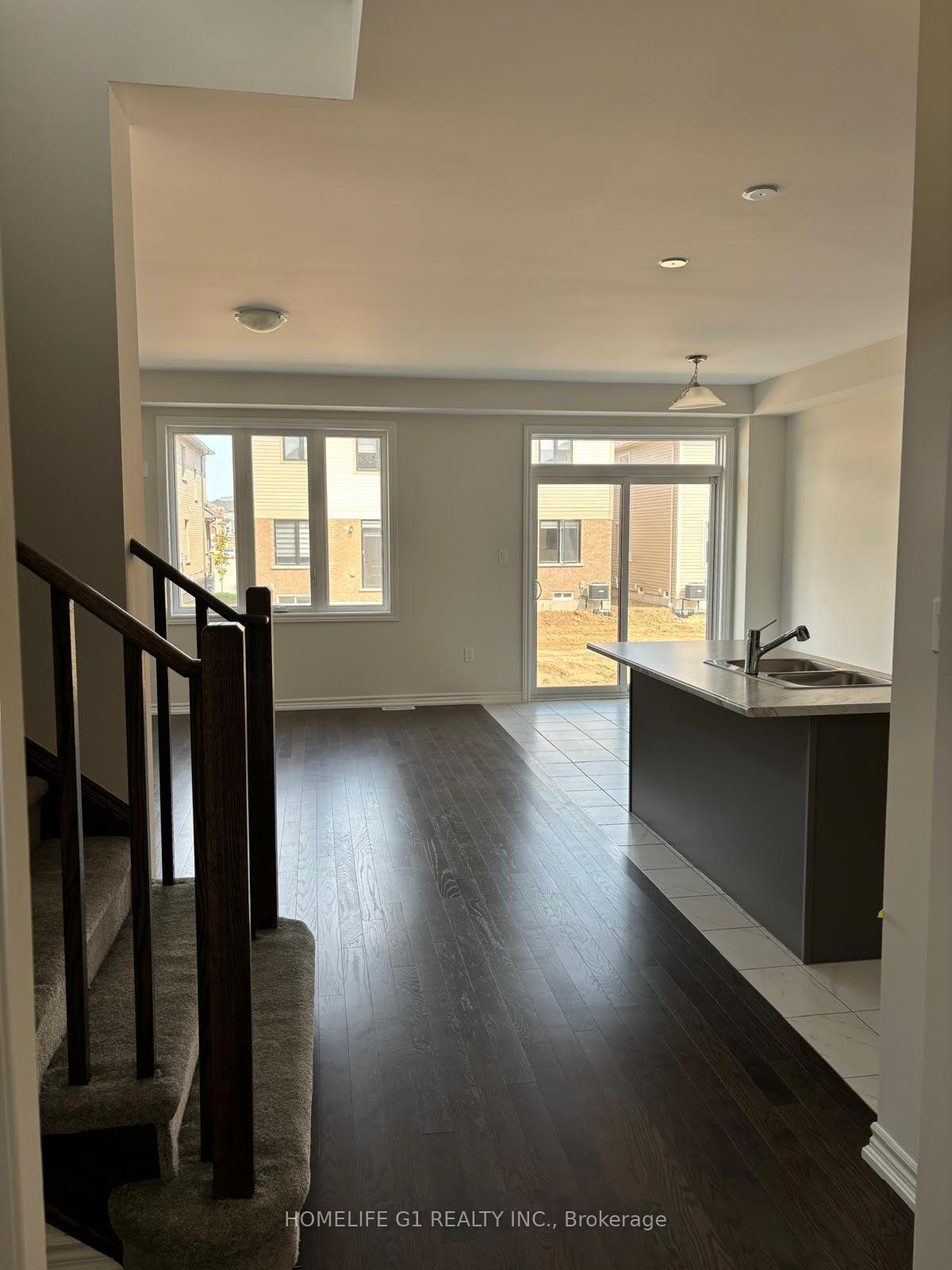 67 Gauley Drive, Centre Wellington — photo 2 of 5