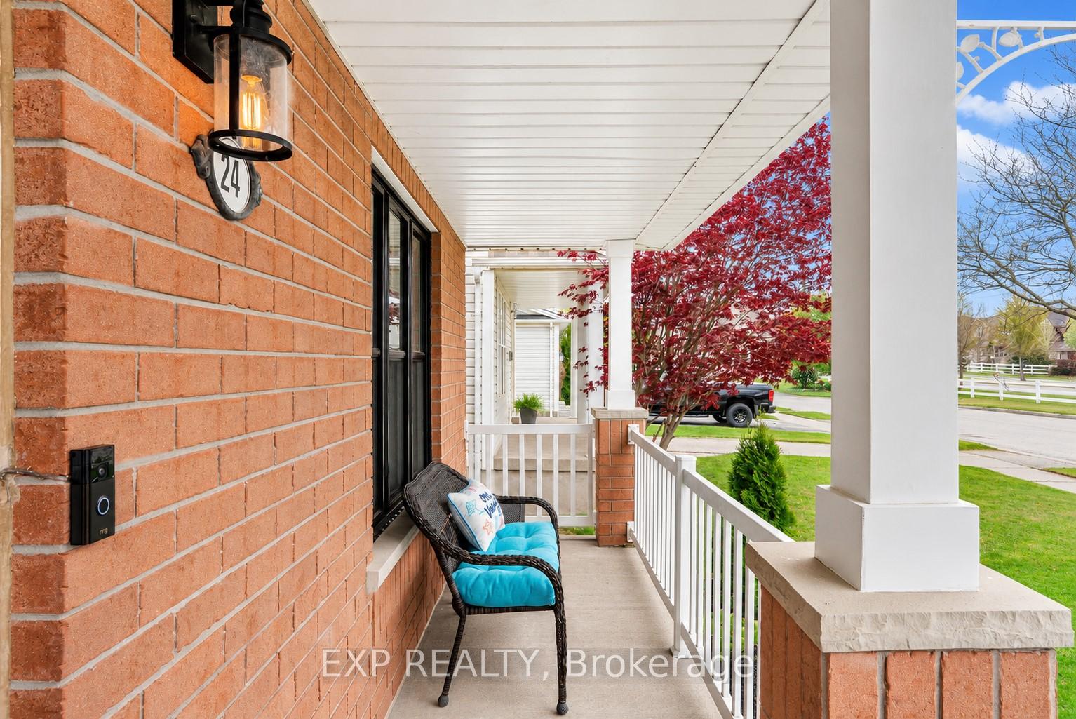 24 Lovell Crescent, Brantford — photo 4 of 5