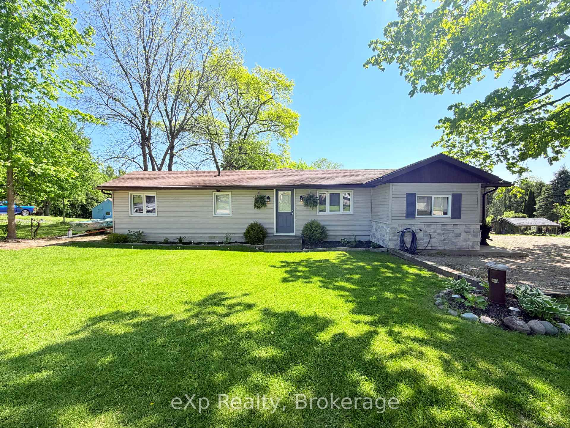 12 Union Street N, Brockton, ON N0G 2V0 — Brockton, Ontario