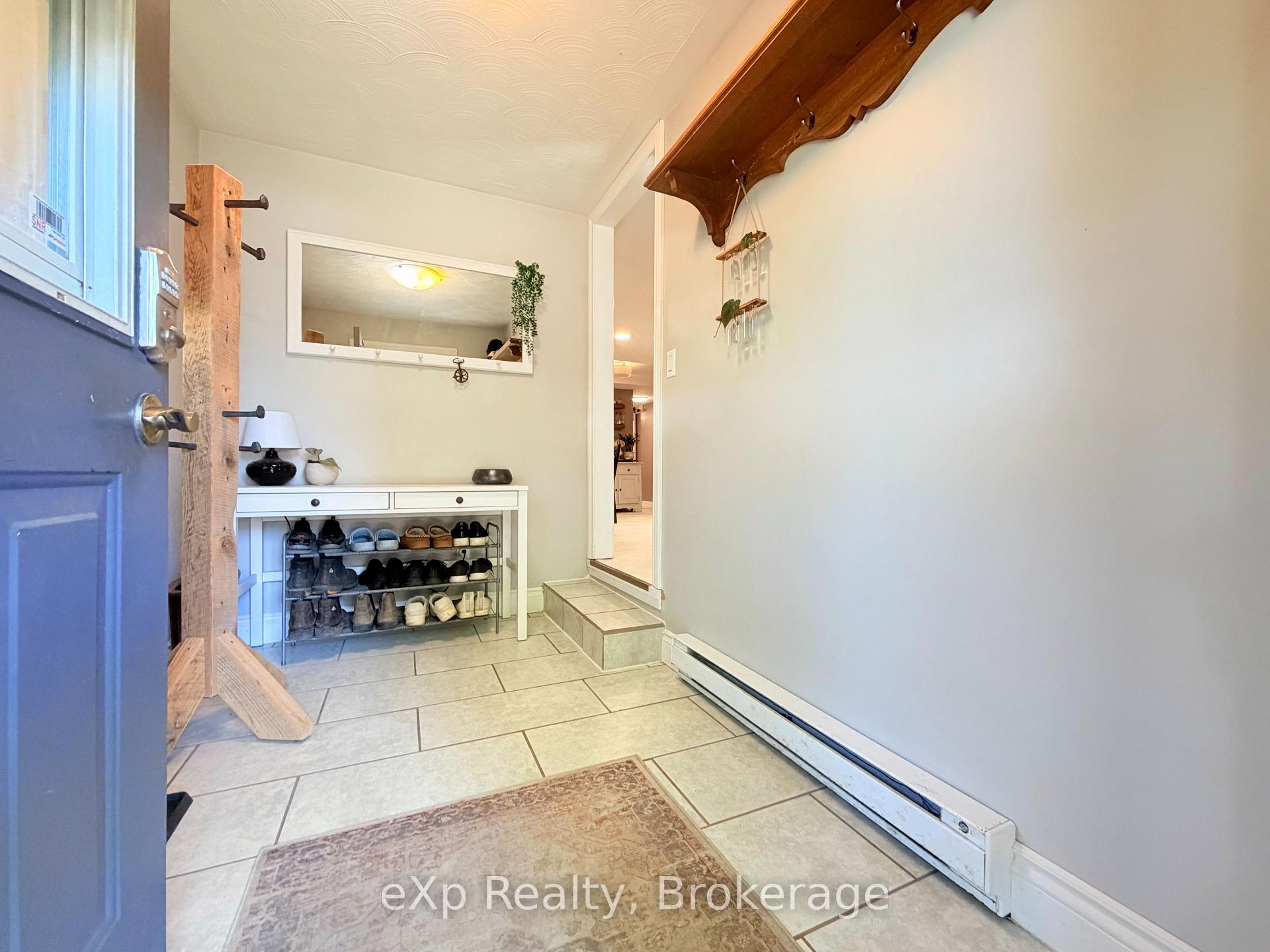 12 Union Street N, Brockton — photo 2 of 5