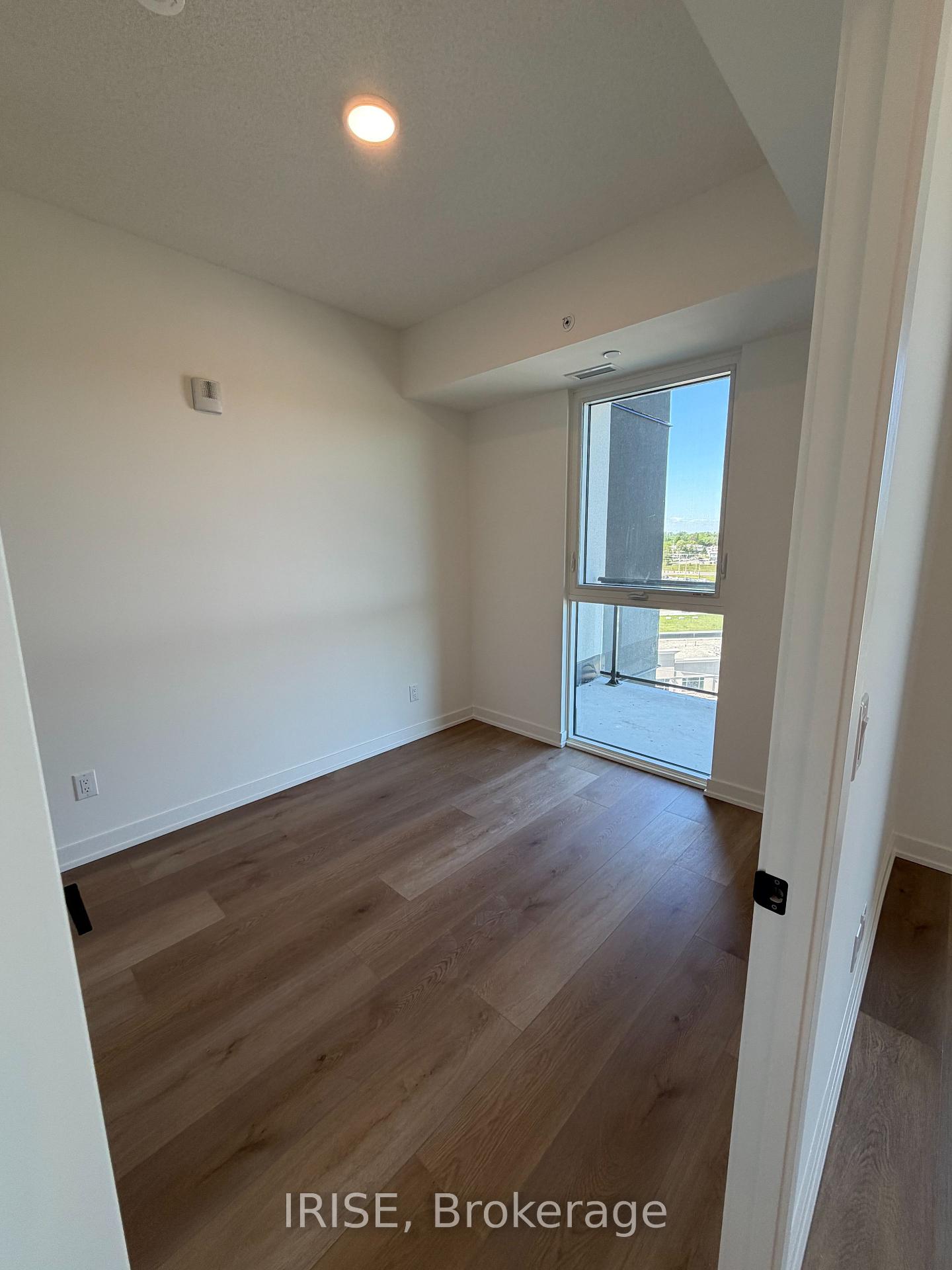 33 Erie Avenue 707, Brantford — photo 4 of 5