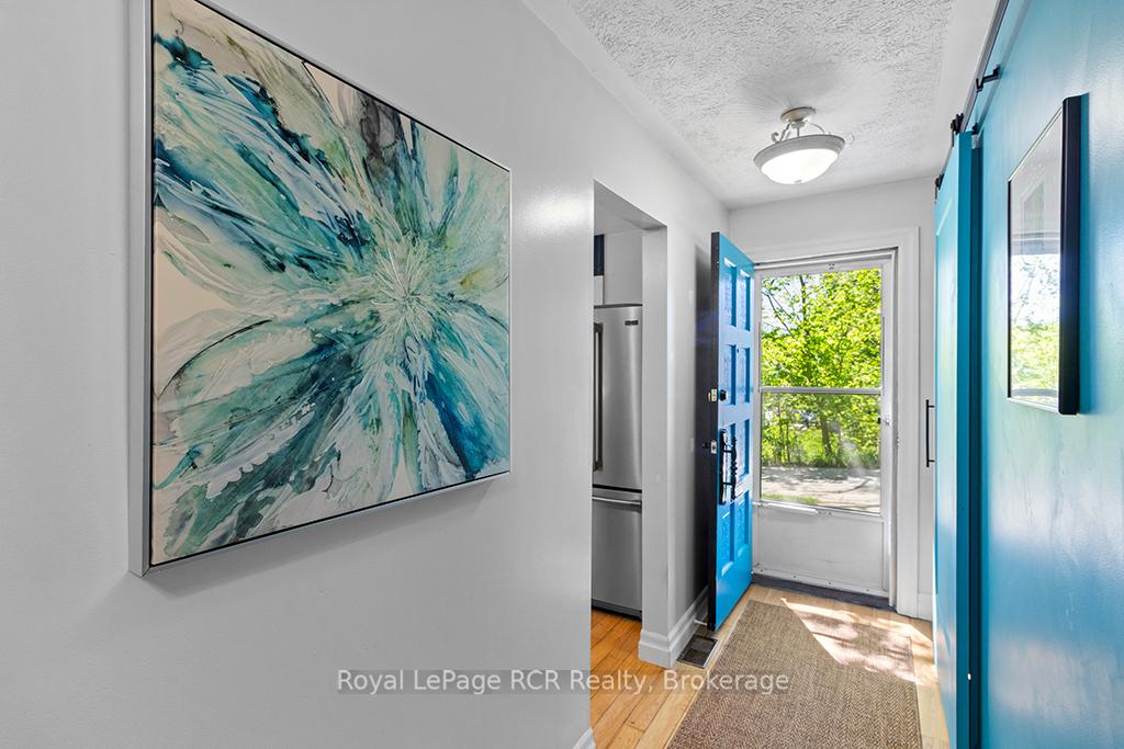589 5th Avenue E, Owen Sound — photo 5 of 5