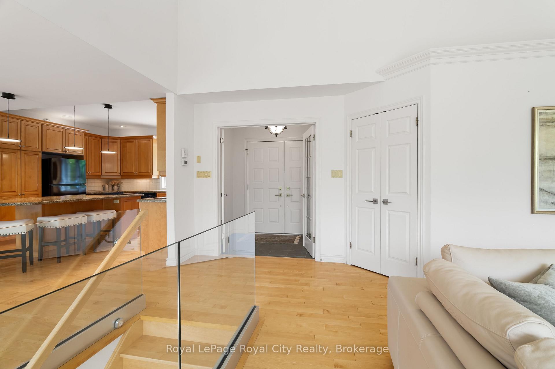384 South River Road, Centre Wellington — photo 4 of 5