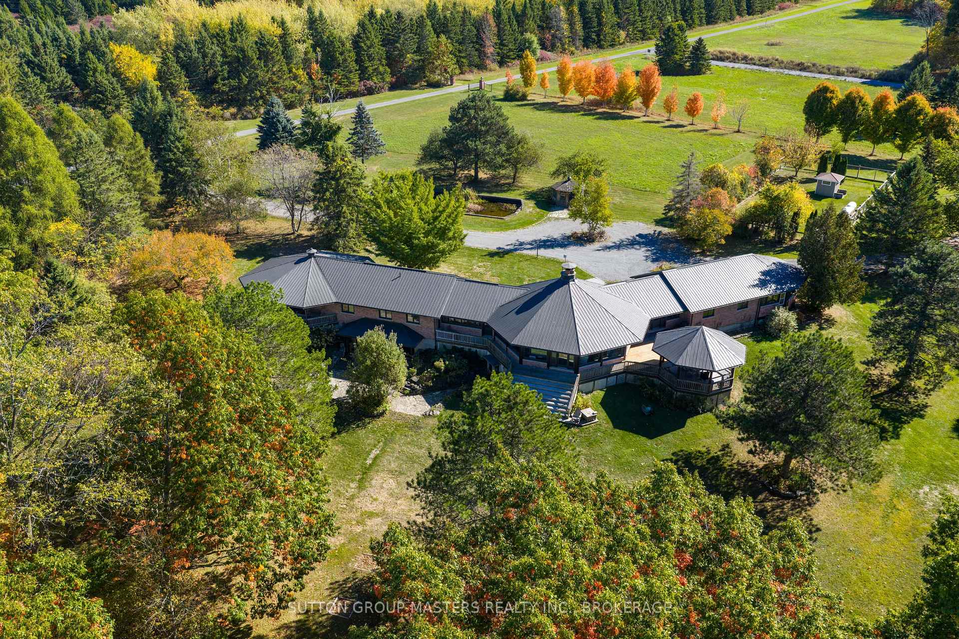 314 Baseline Road, Frontenac Islands — photo 3 of 5