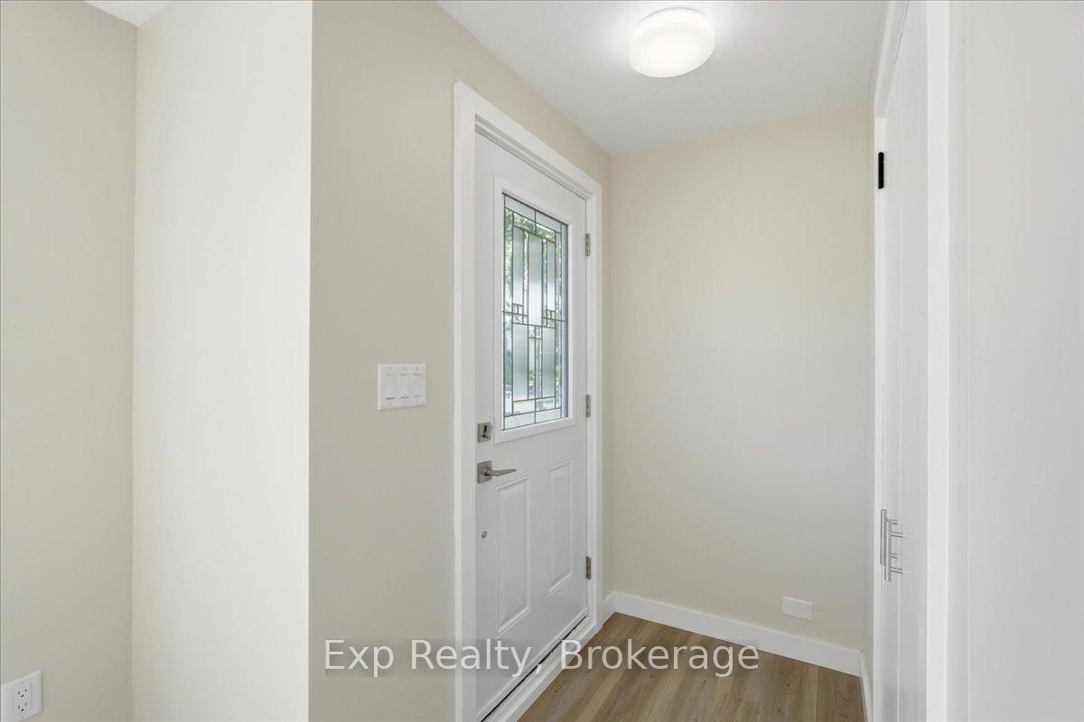 110 Hastings Drive, Belleville — photo 3 of 5