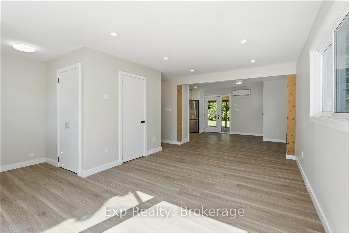 110 Hastings Drive, Belleville — photo 4 of 5
