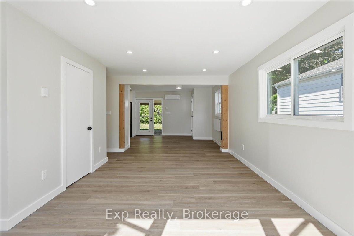 110 Hastings Drive, Belleville — photo 5 of 5