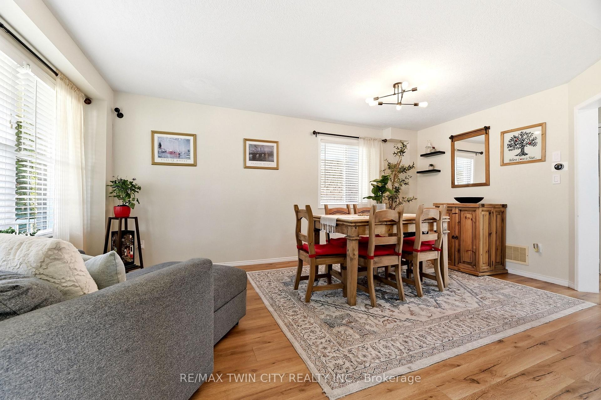 6 Jones Lane, Brantford — photo 4 of 5