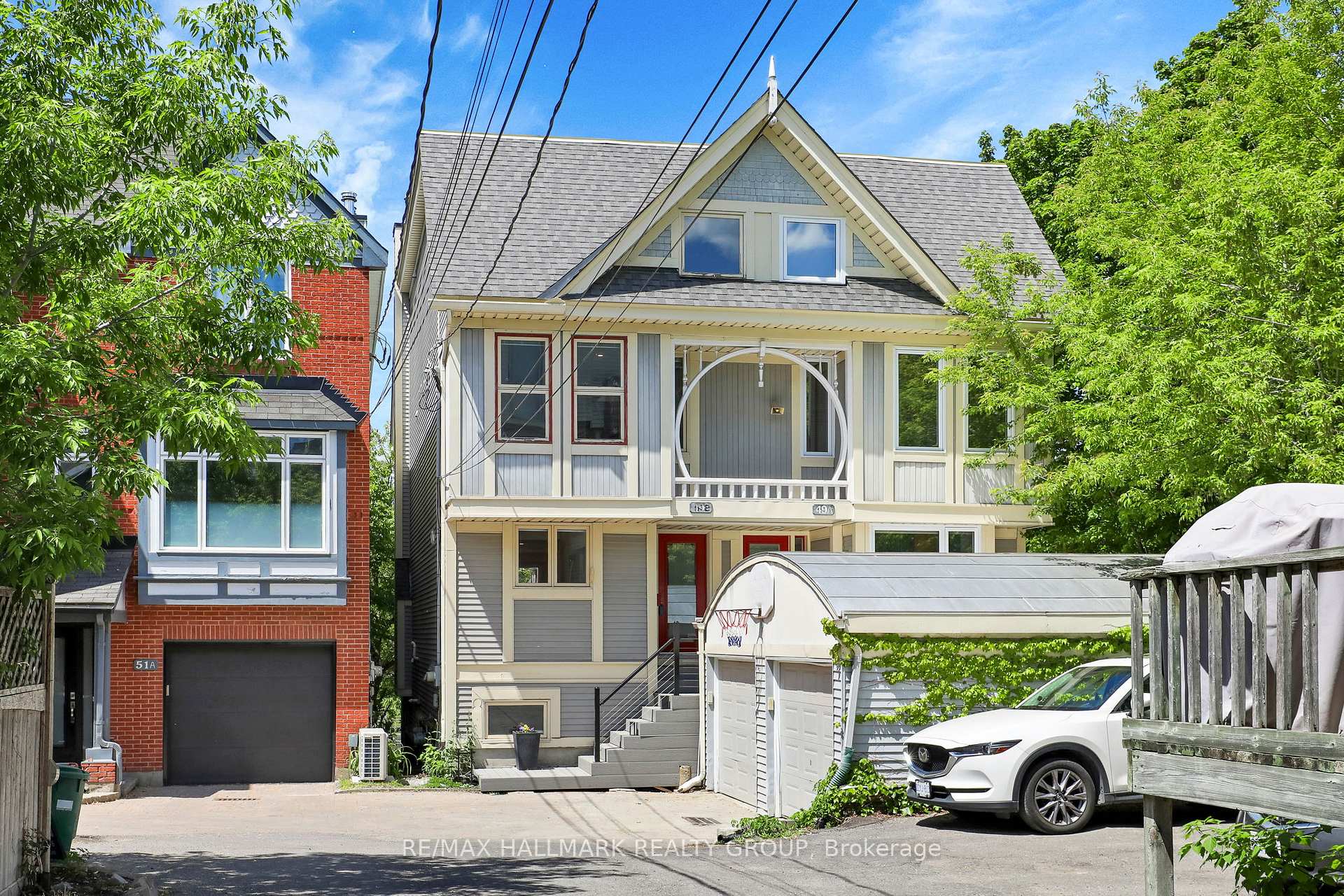 49B First Avenue, Glebe - Ottawa East and Area — photo 2 of 5