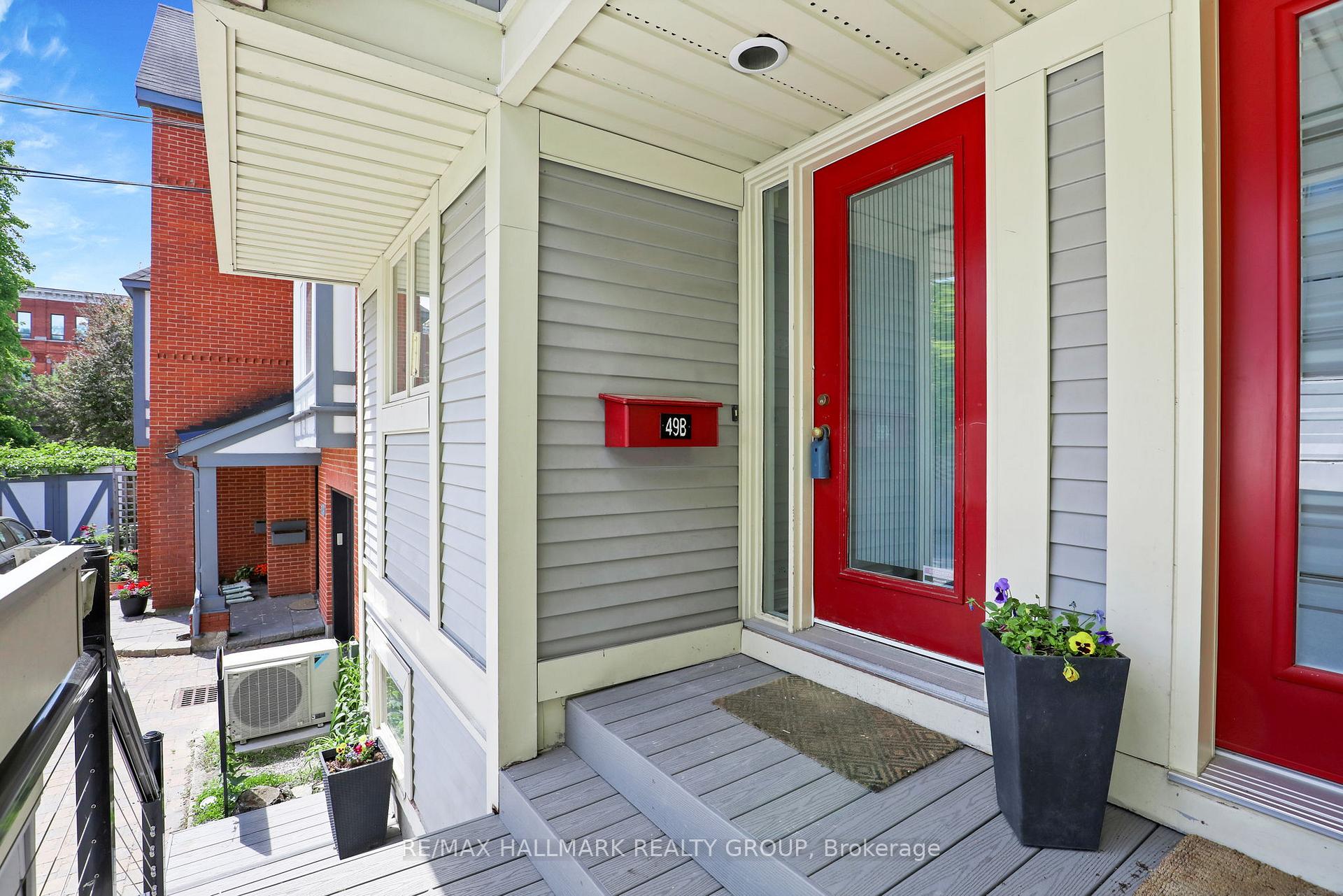 49B First Avenue, Glebe - Ottawa East and Area — photo 3 of 5
