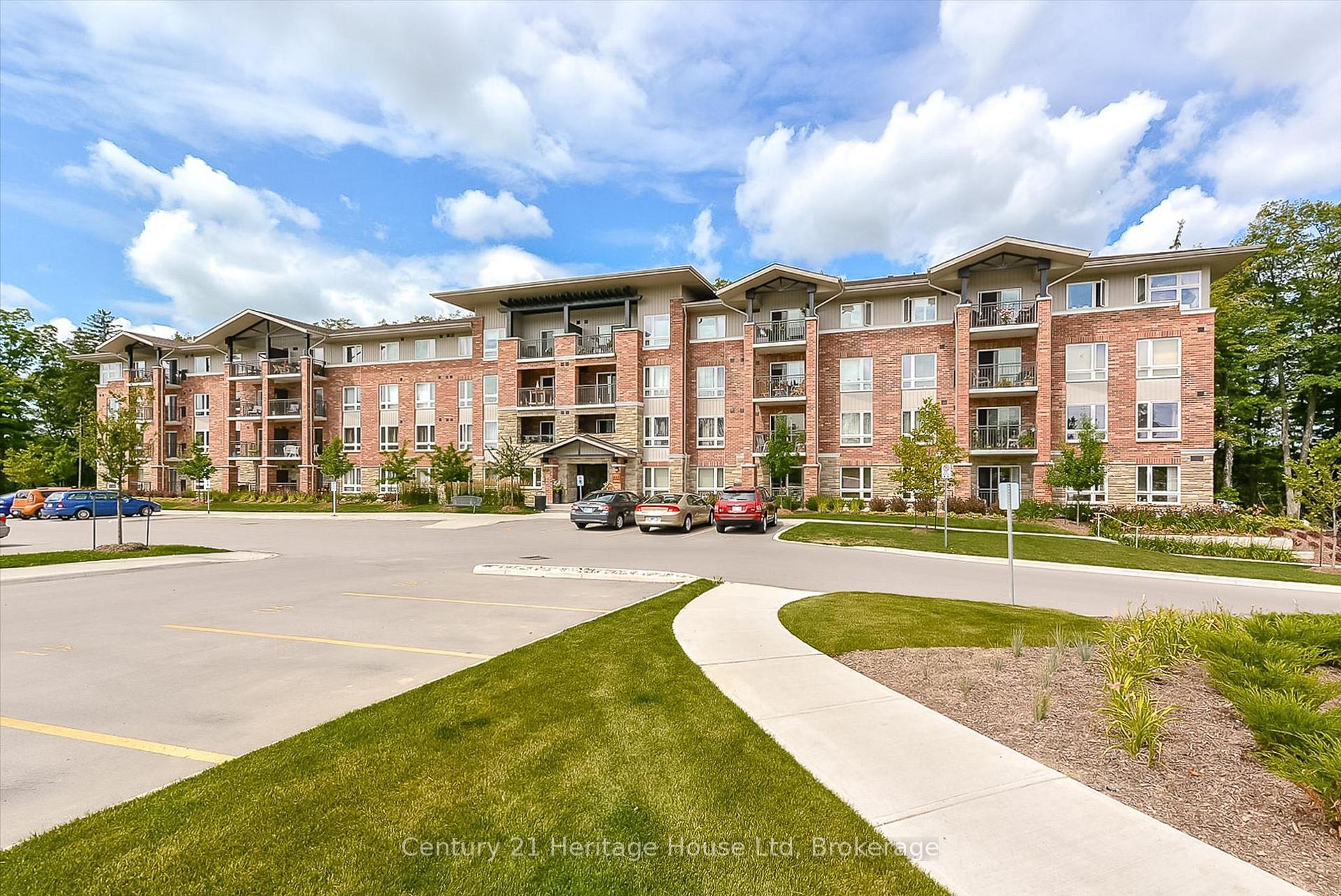 625 St David Street S 210, Centre Wellington, ON N1M 0A8 — Centre Wellington, Ontario