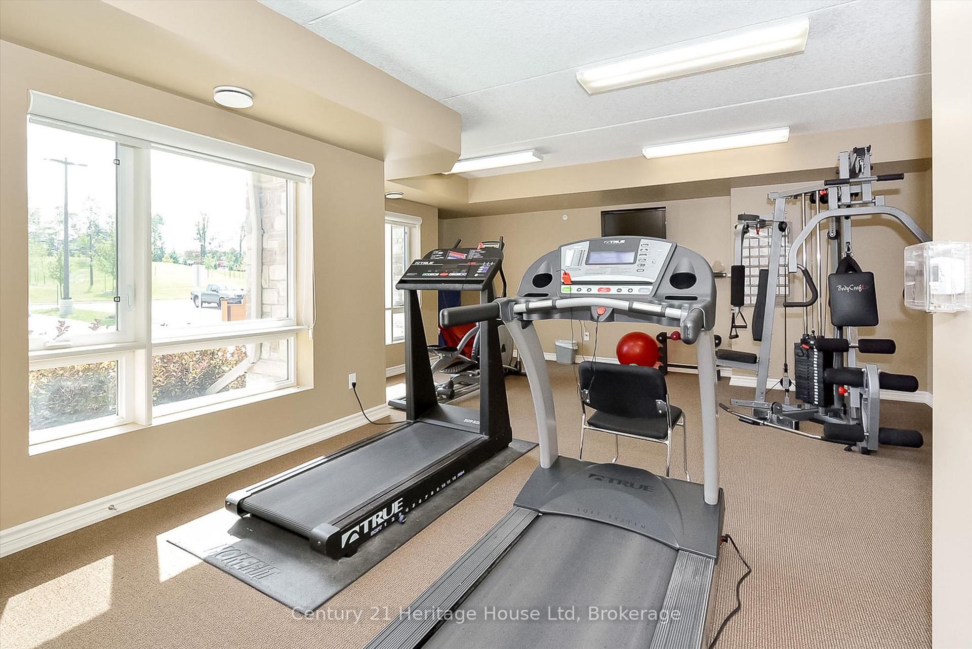 625 St David Street S 210, Centre Wellington — photo 5 of 5