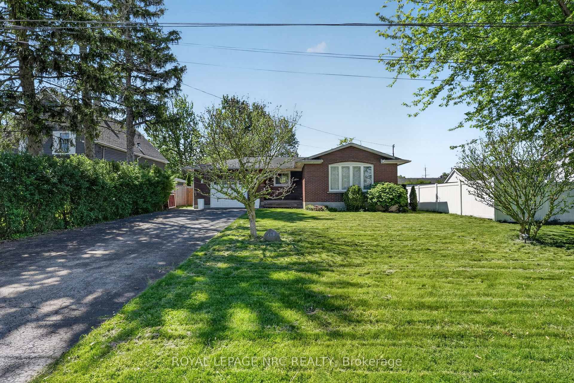 268 Henrietta Street, Fort Erie — photo 4 of 5