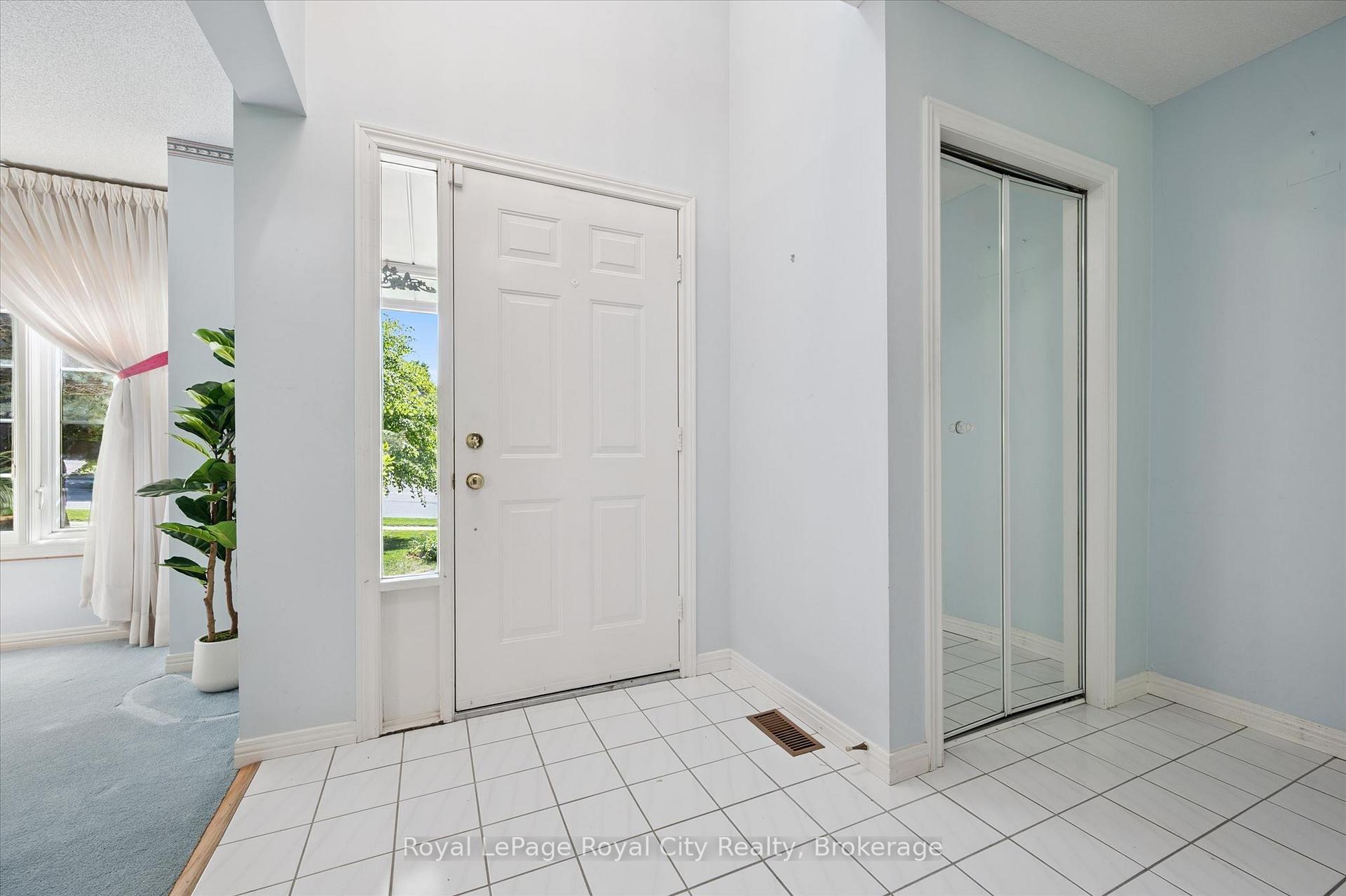 539 Harvey Street, Centre Wellington — photo 3 of 5