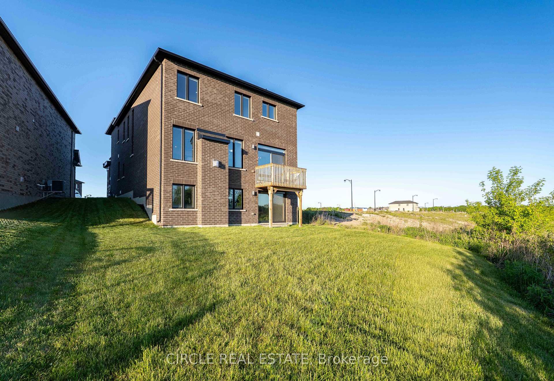 56 Langridge Way, Cambridge — photo 4 of 5