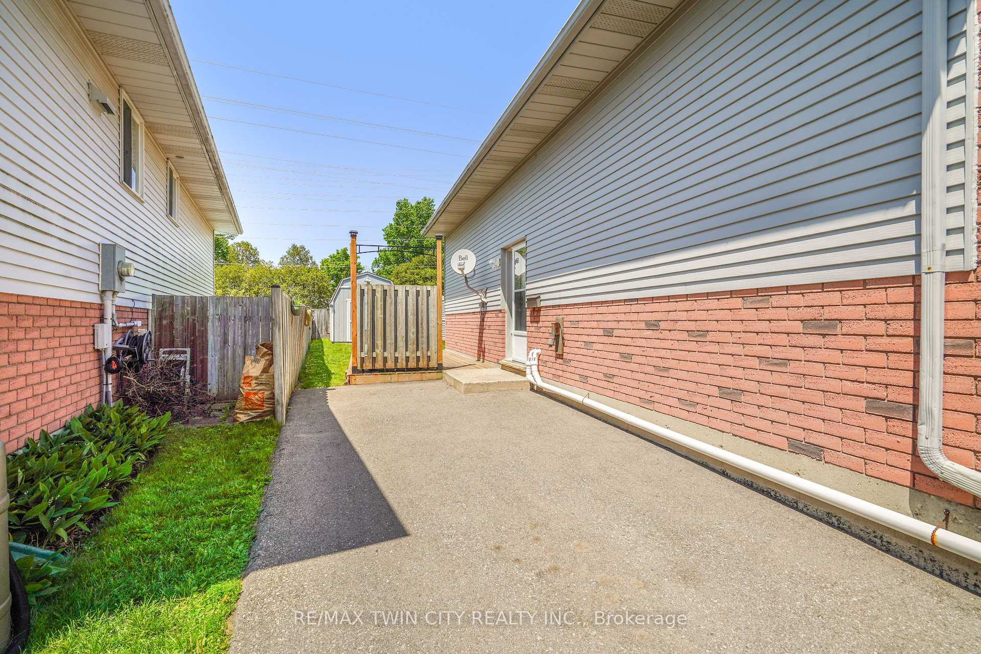 58 Arbor Drive, Brantford — photo 4 of 5