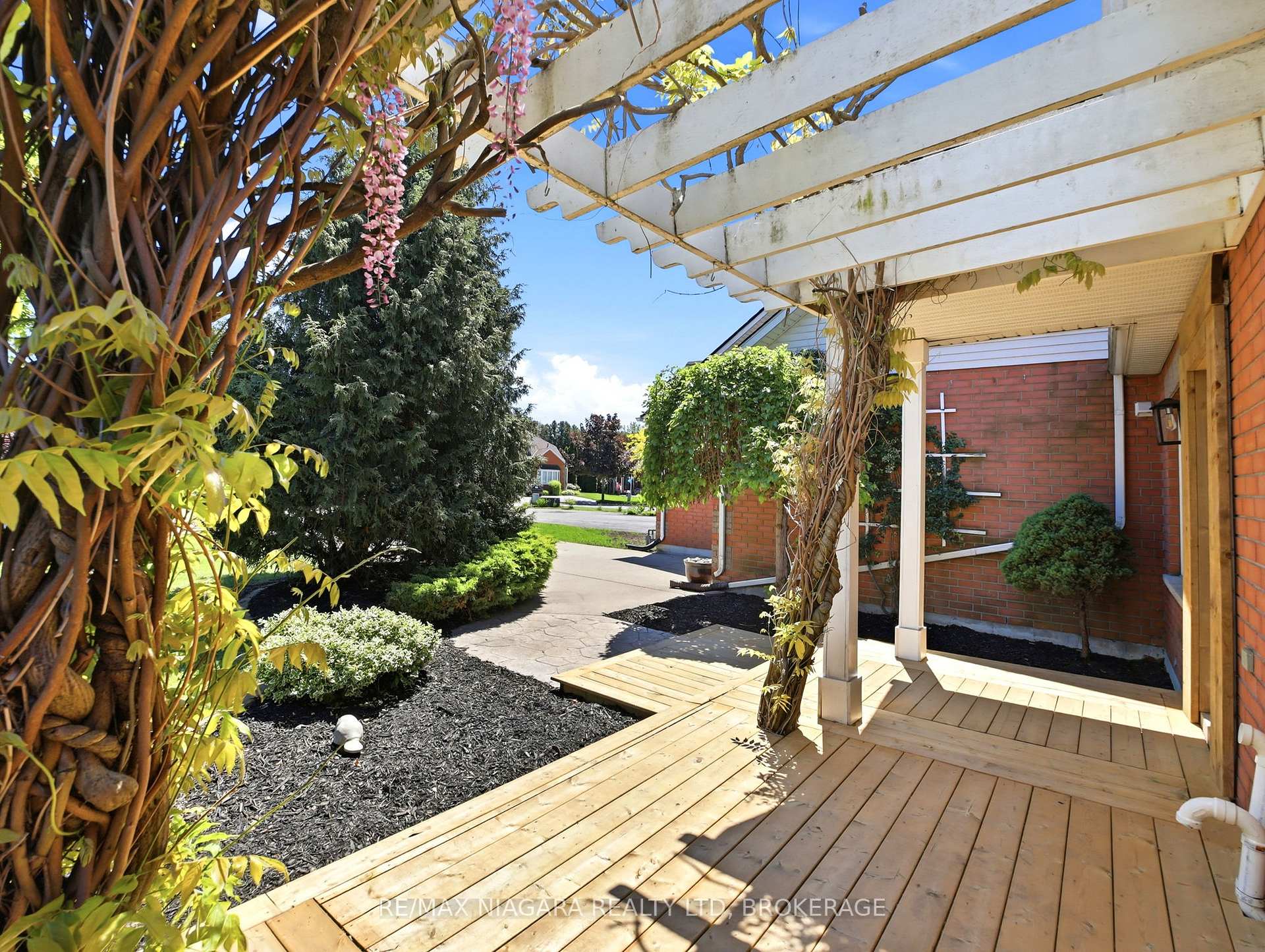41 Morrison Crescent, Grimsby — photo 3 of 5