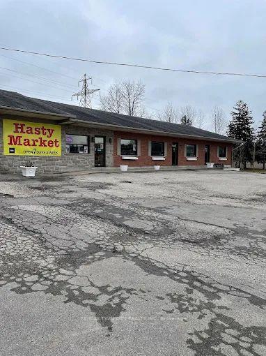 1651 Erbs Road, Waterloo — photo 2 of 5