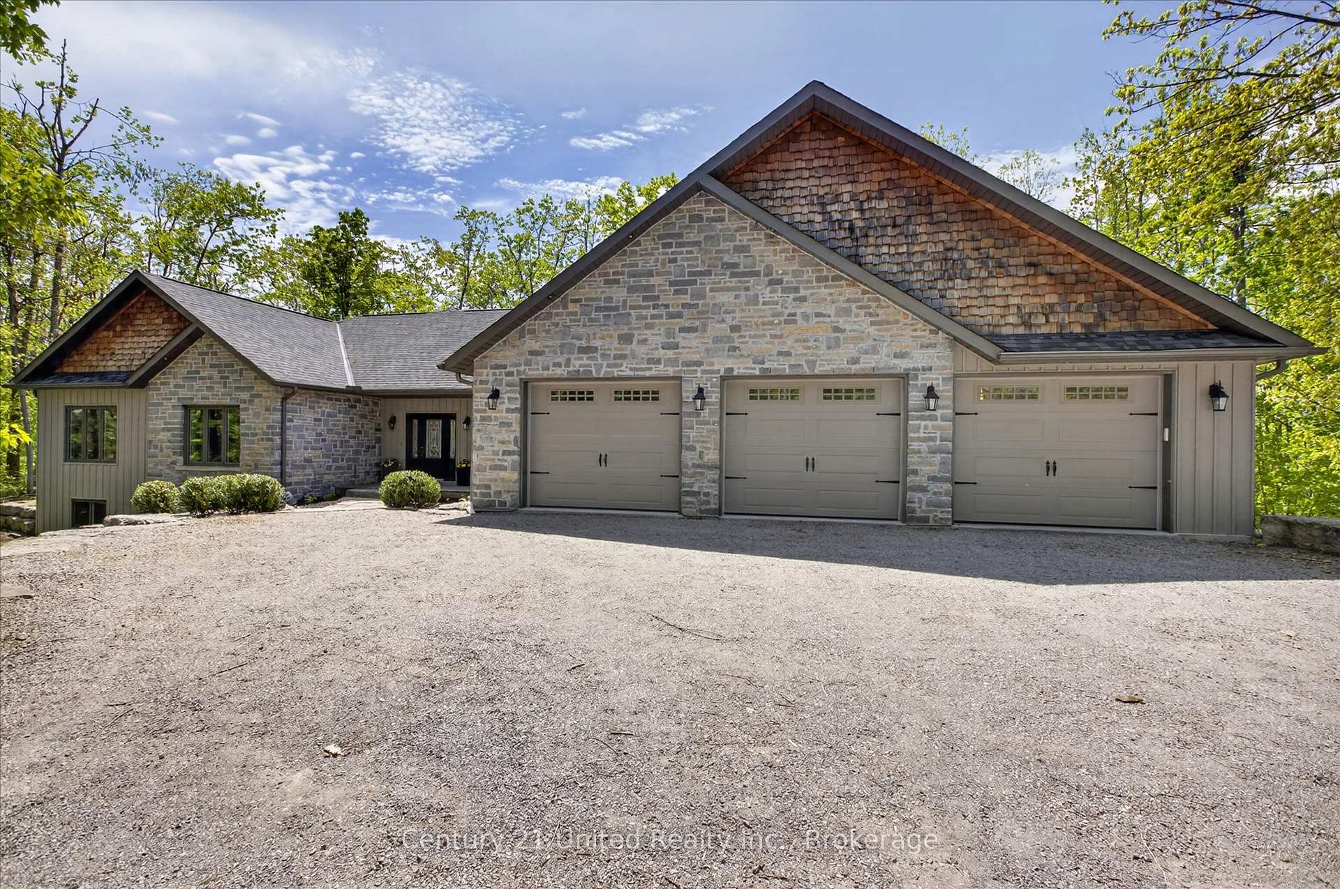 54 Mitchell Crescent, Trent Lakes, ON K0L 1J0 — Trent Lakes, Ontario