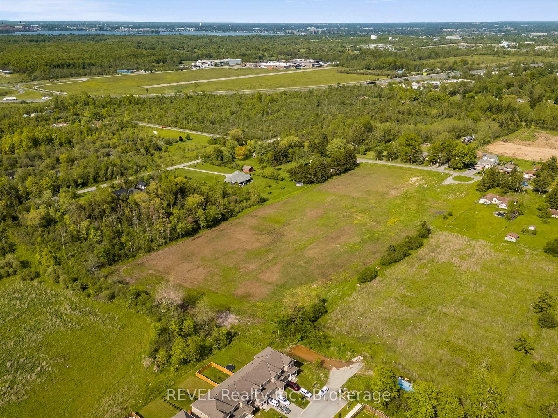 1257 W Pettit Road W, Fort Erie, ON L2A 5A4 — Fort Erie, Ontario