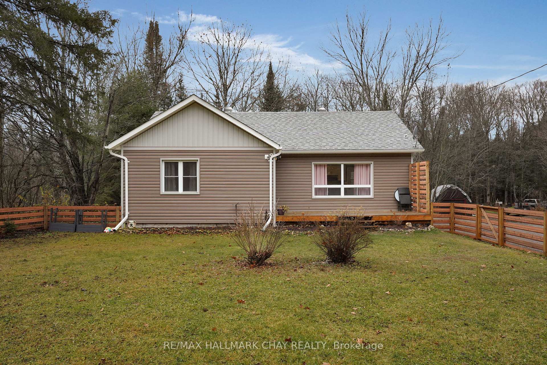 13045 Highway 35 Highway, Minden Hills — photo 2 of 5