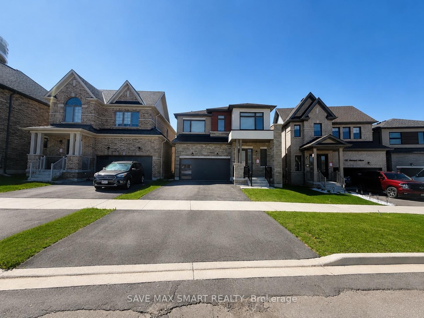 100 Strickland Avenue N, Brantford — photo 3 of 5