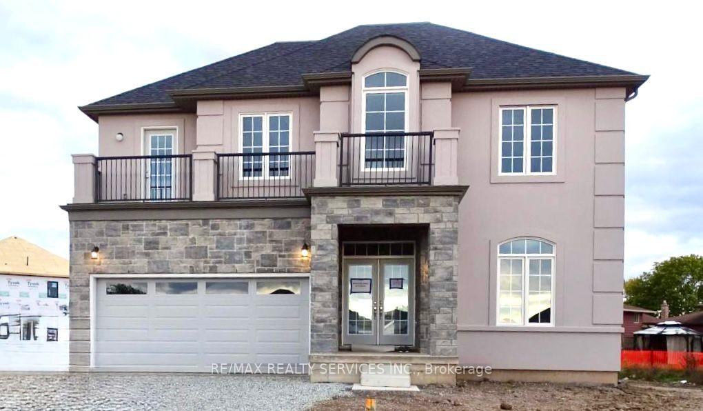 204 Bethune Avenue, Welland, ON L3B 0H6 — Welland, Ontario