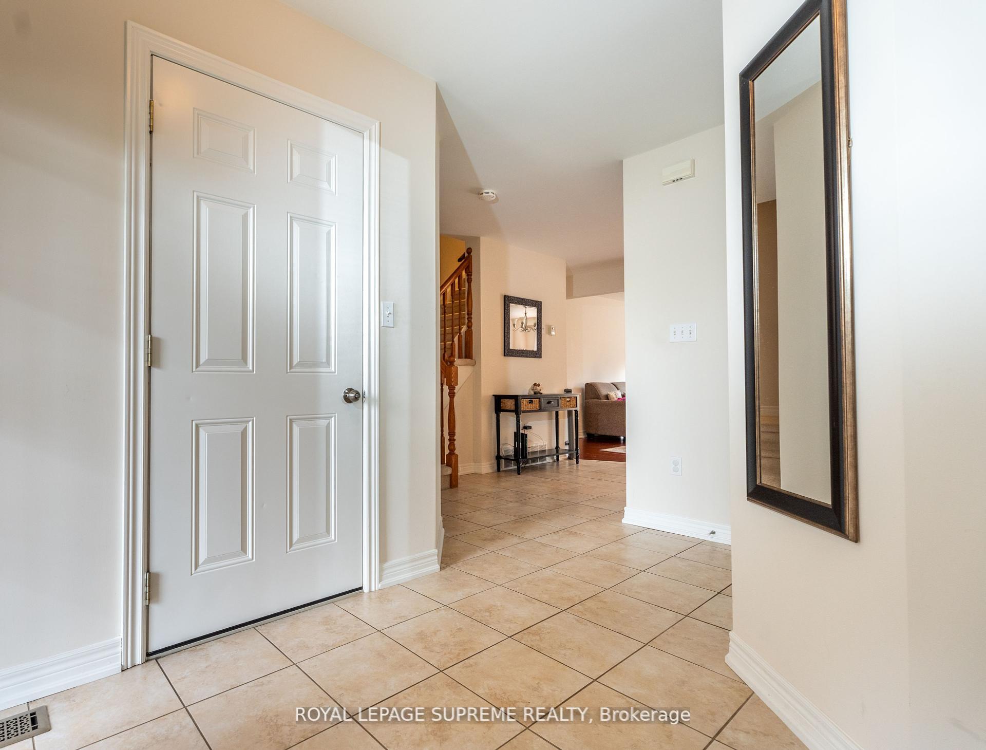 31 1/2 Thorold Road E, Welland — photo 5 of 5