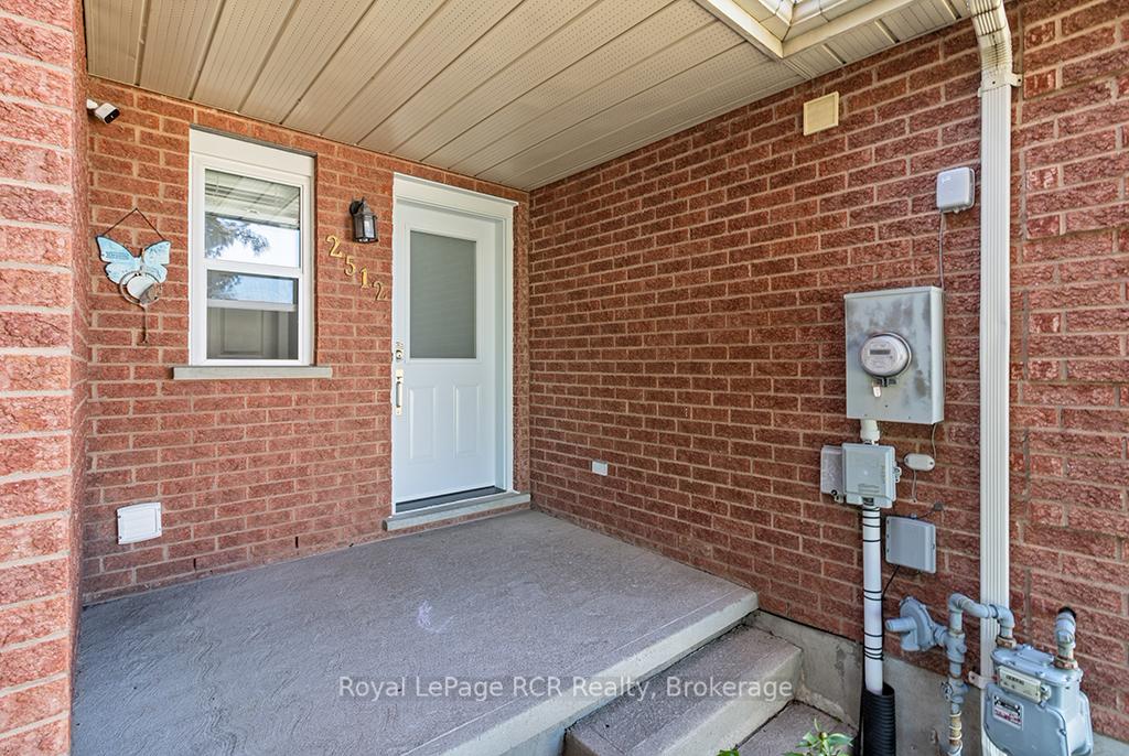 2512 8th Avenue A Avenue E 2512, Owen Sound — photo 4 of 5