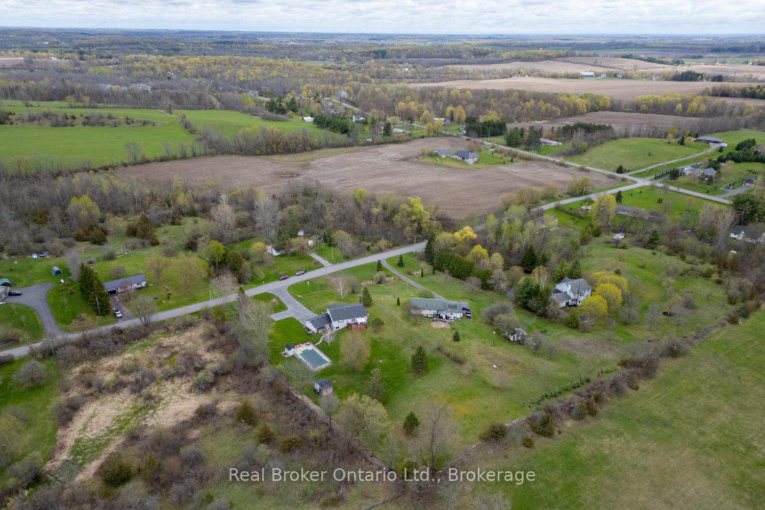 71 Morgan Road, Belleville — photo 3 of 5
