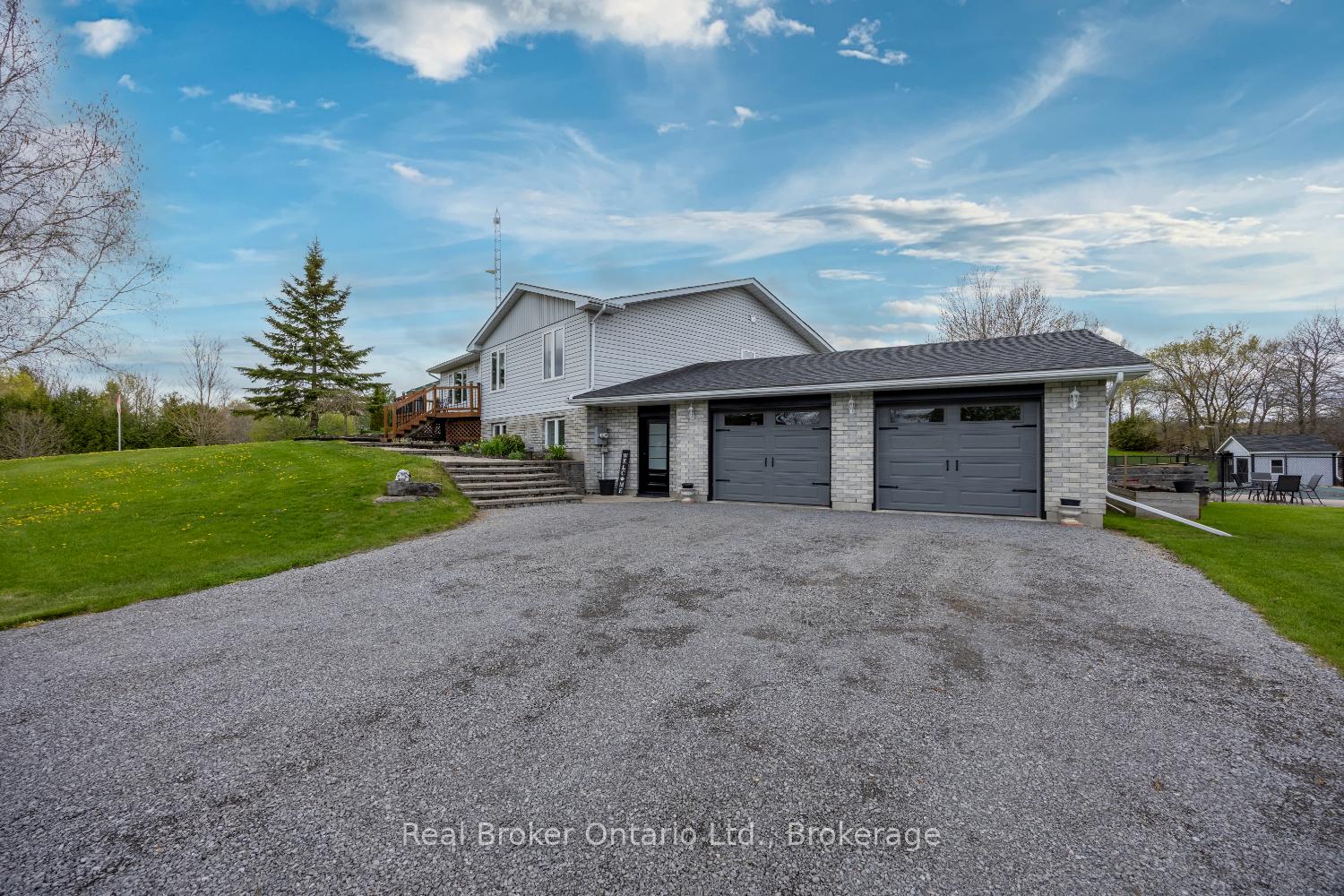 71 Morgan Road, Belleville — photo 4 of 5