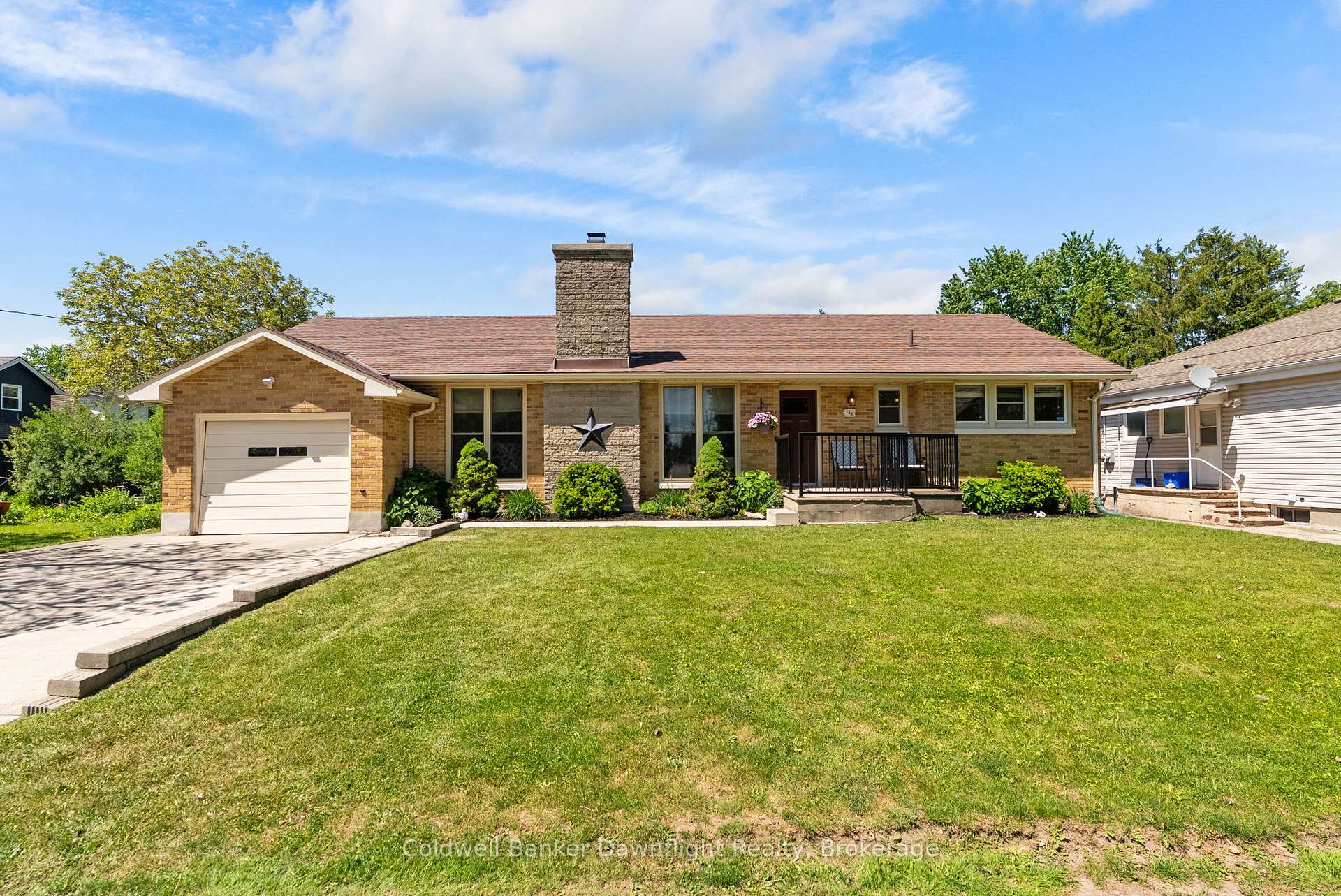 116 Sanders Street E, South Huron, ON N0M 1S1 — South Huron, Ontario