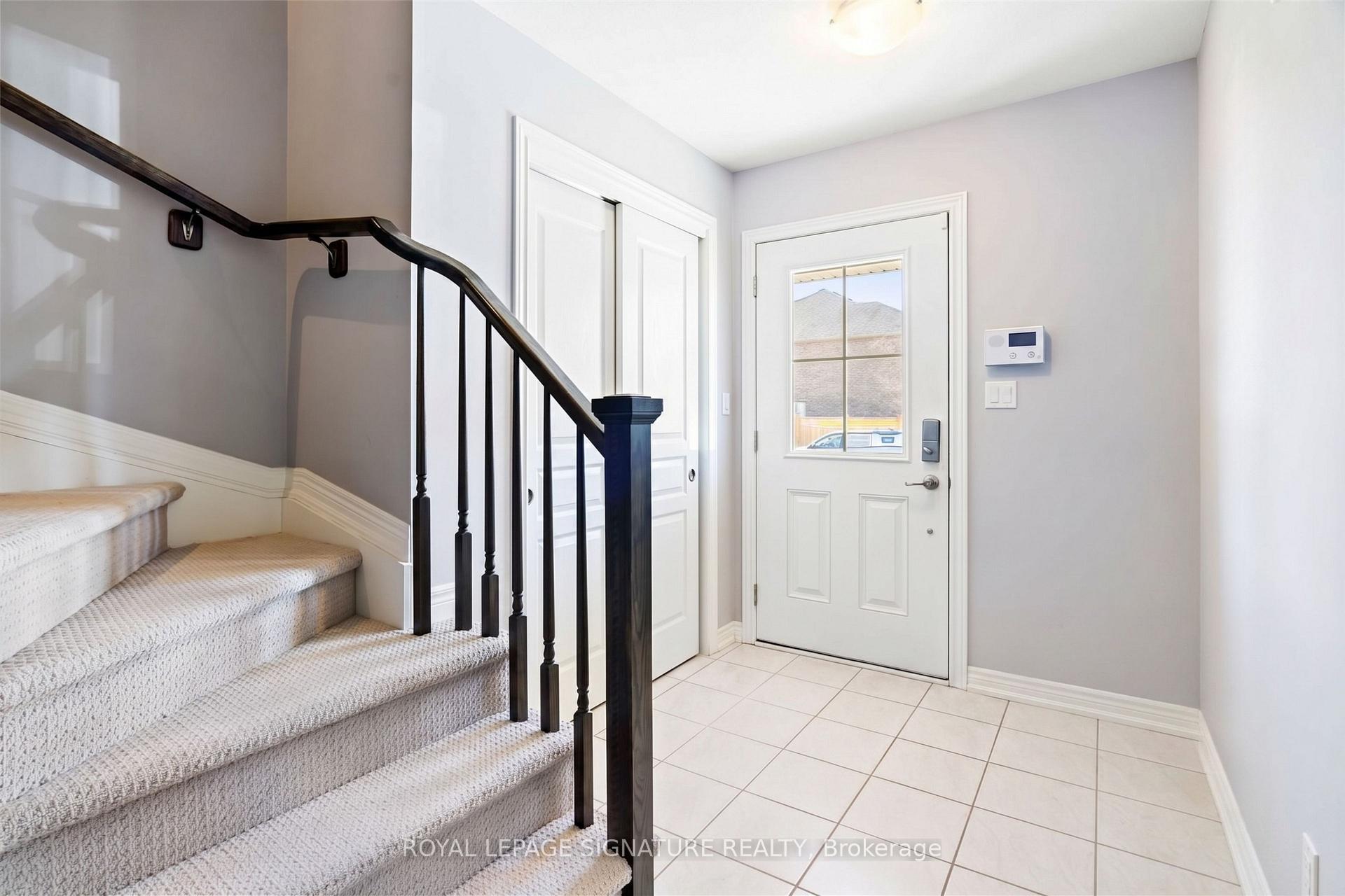 315 Silverwood Avenue, Welland — photo 2 of 5
