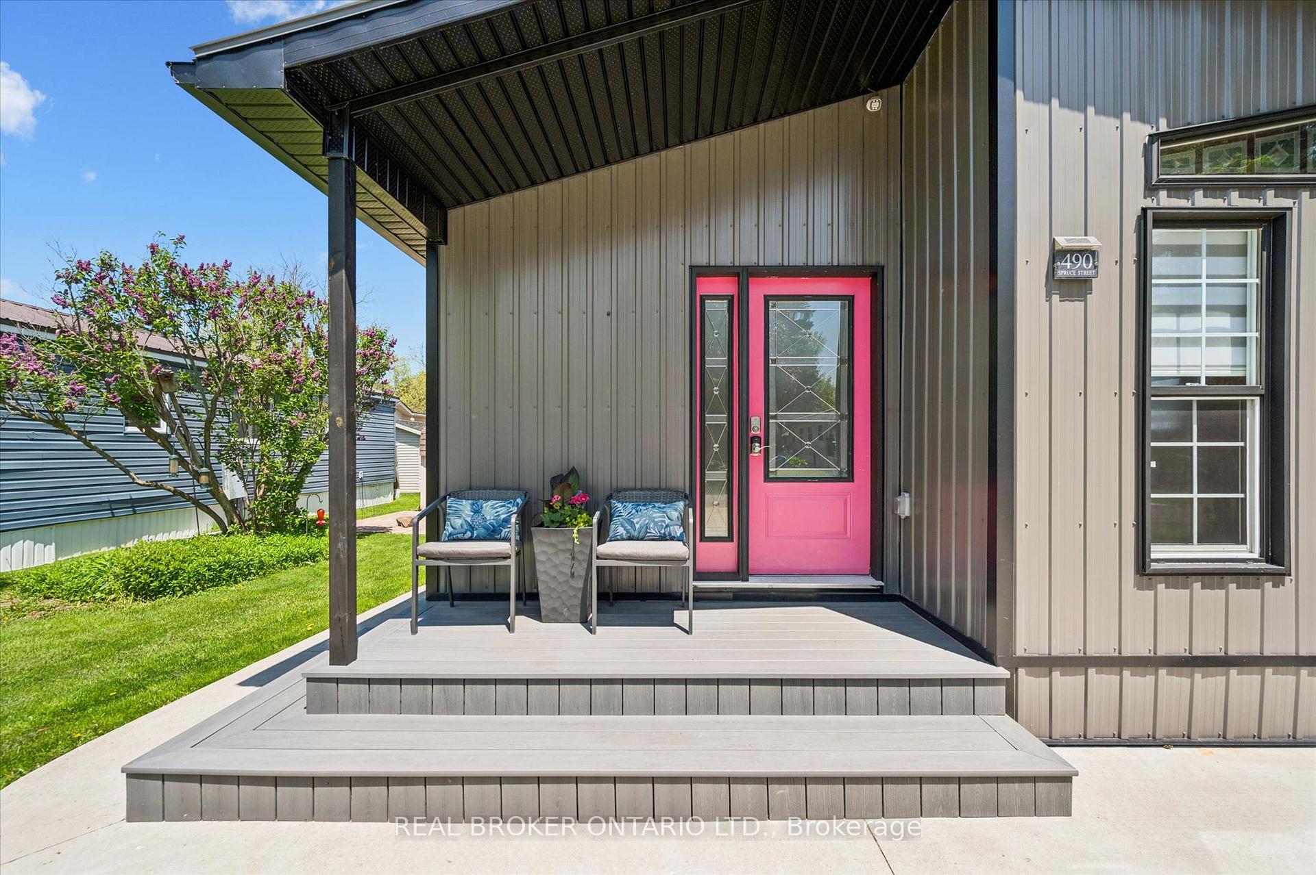 490 Spruce Street, Centre Wellington — photo 3 of 5