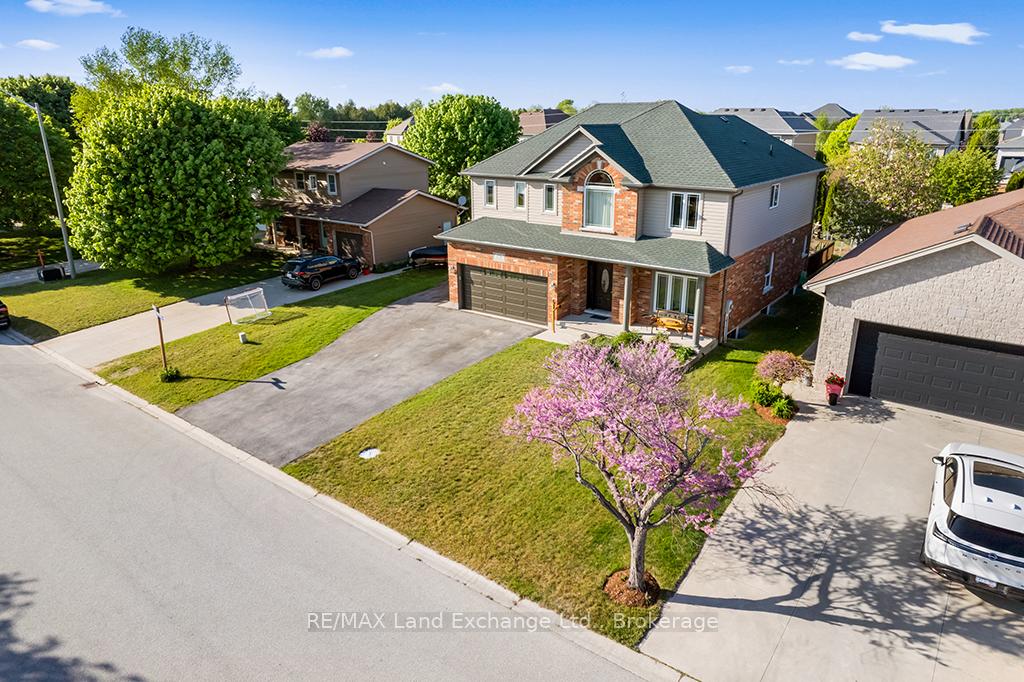 251 Sandy Acres Road, Saugeen Shores — photo 2 of 5