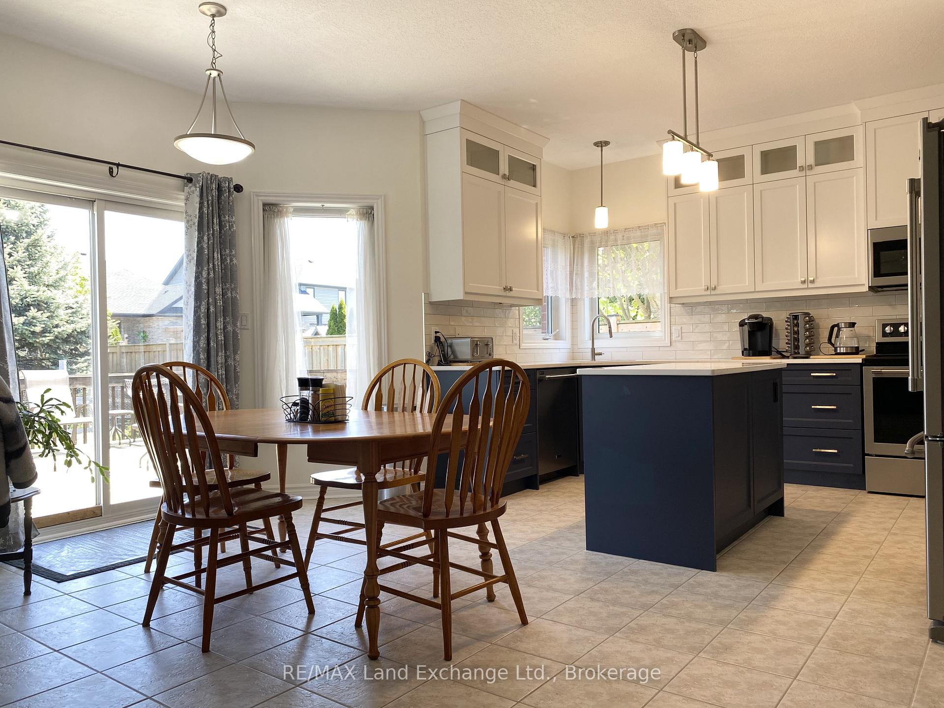 251 Sandy Acres Road, Saugeen Shores — photo 5 of 5