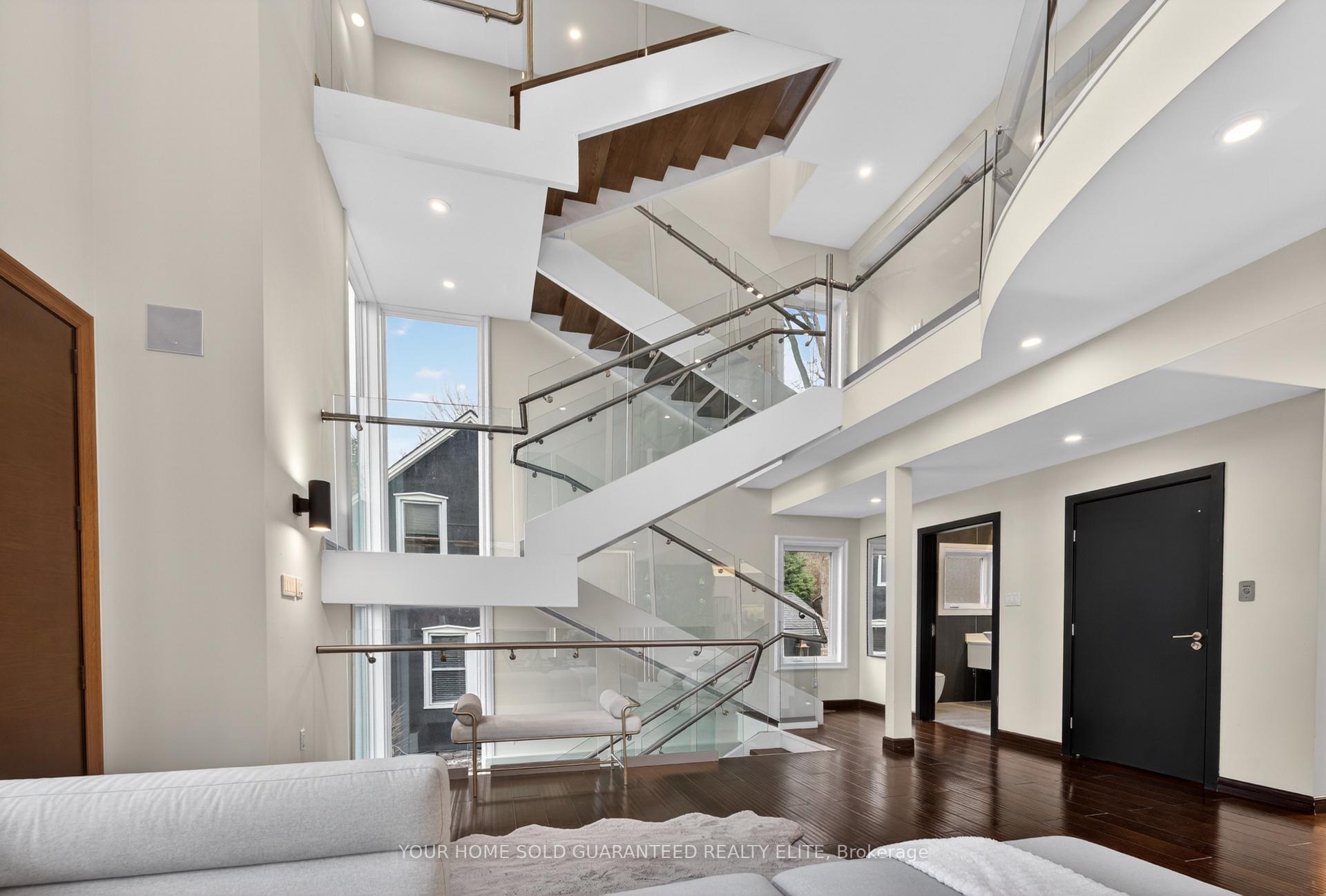 237B Main Street W, Grimsby — photo 4 of 5