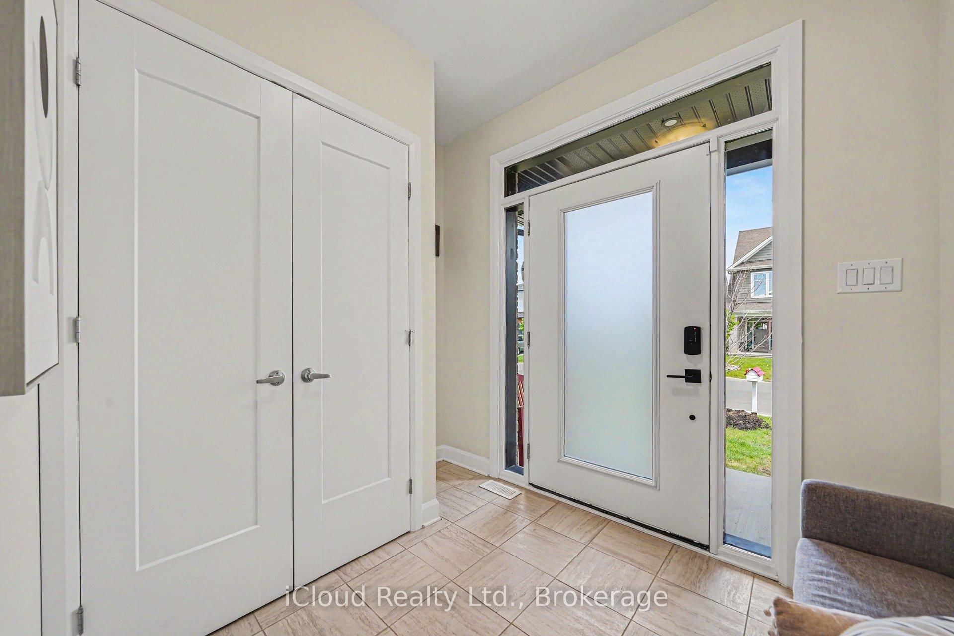 616 Moonflower Crescent, Blossom Park - Airport and Area — photo 2 of 5