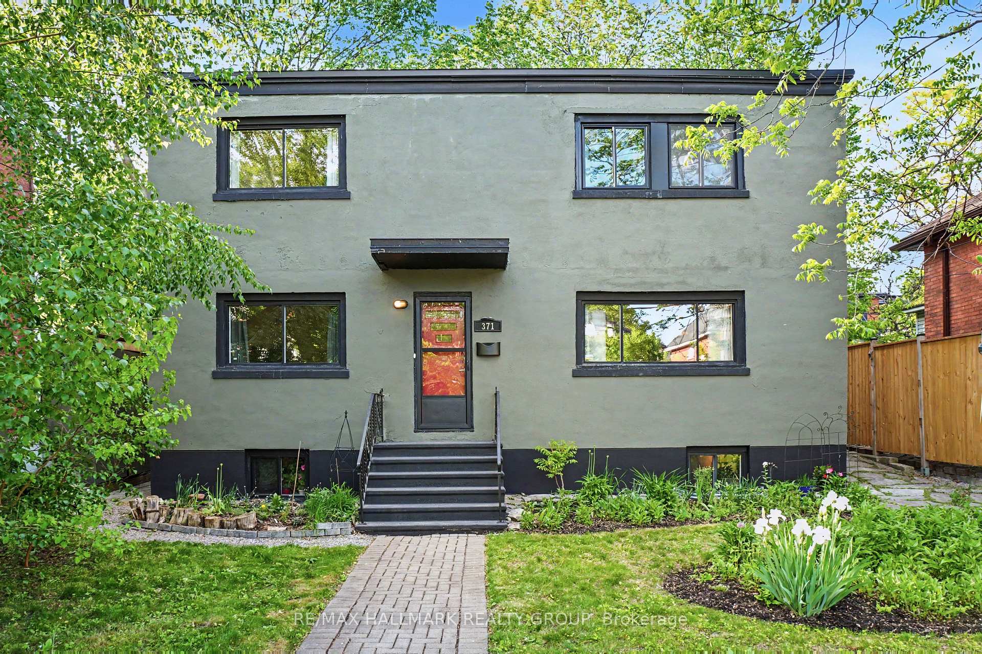 371 Sunnyside Avenue, Glebe - Ottawa East and Area — photo 2 of 5