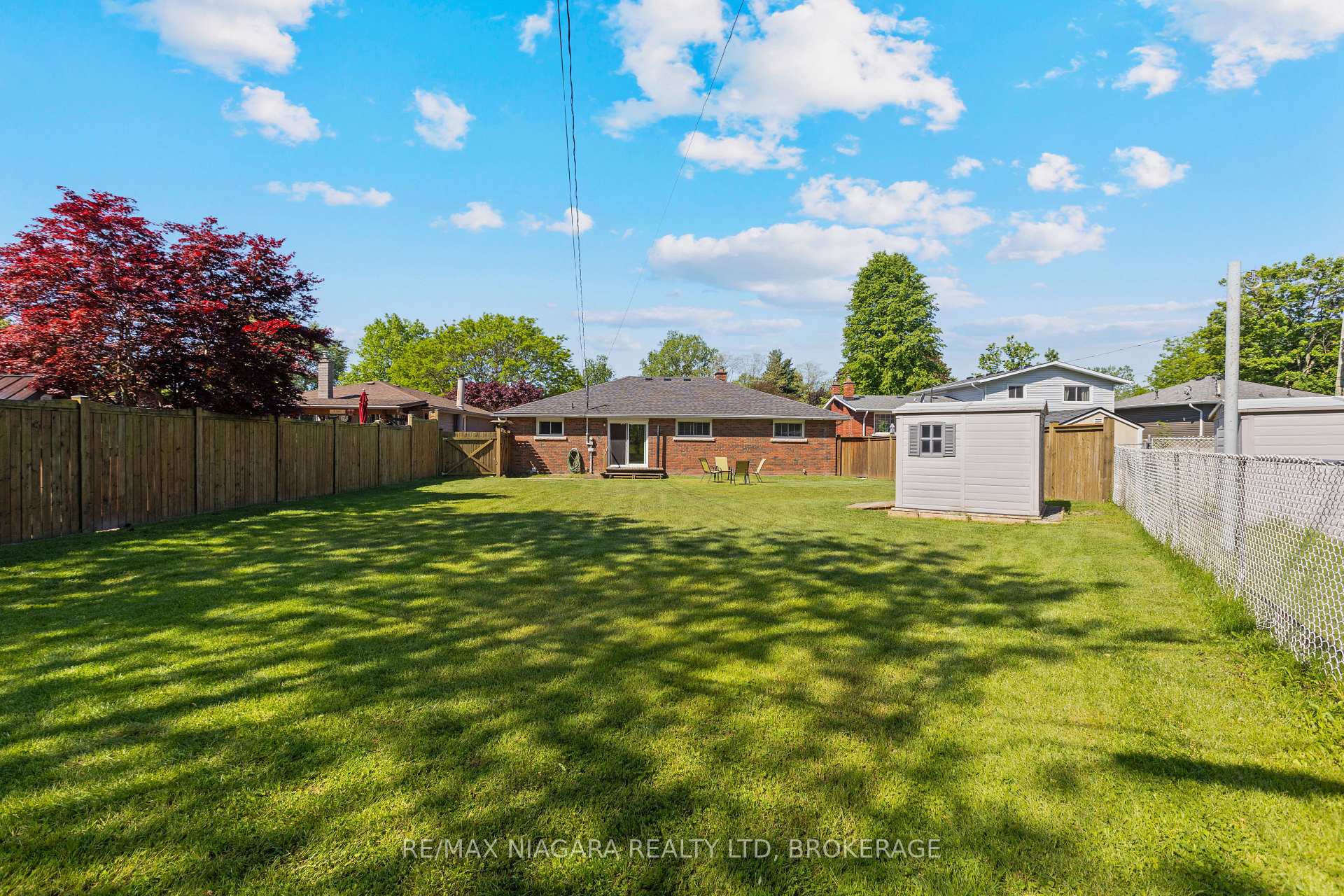 12 Claremount Circle, Welland — photo 2 of 5
