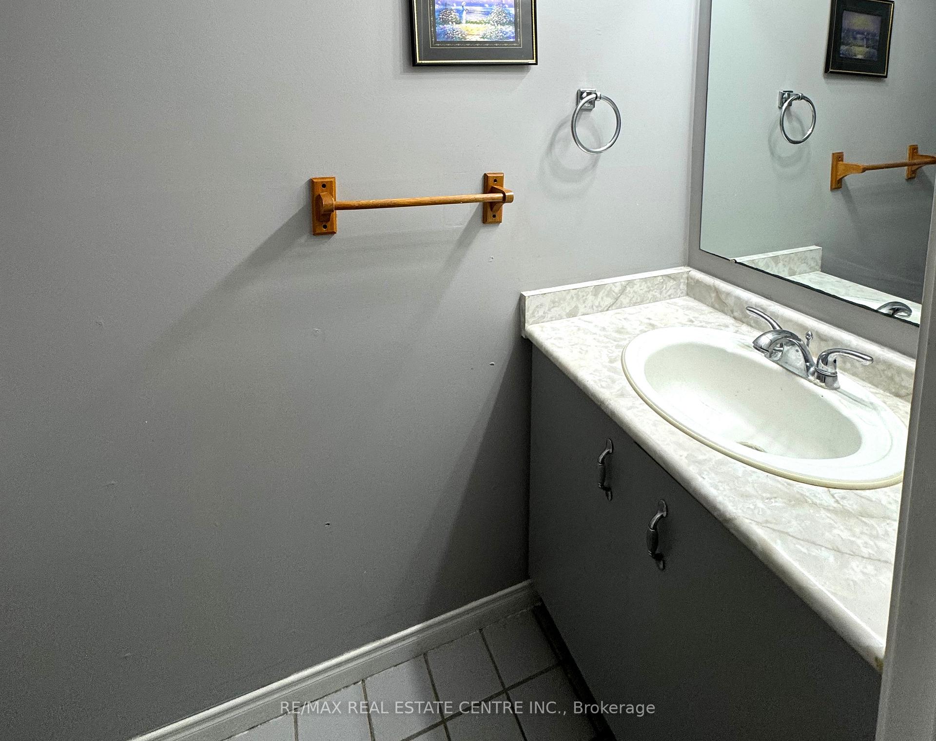 589 Beechwood Drive 49, Waterloo — photo 5 of 5
