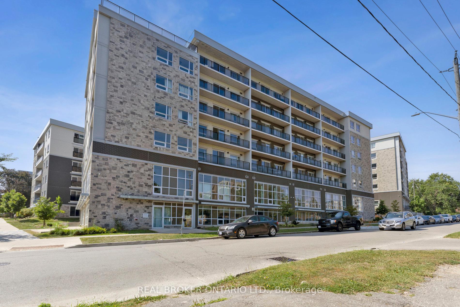 275 Larch Street G607, Waterloo — photo 3 of 5